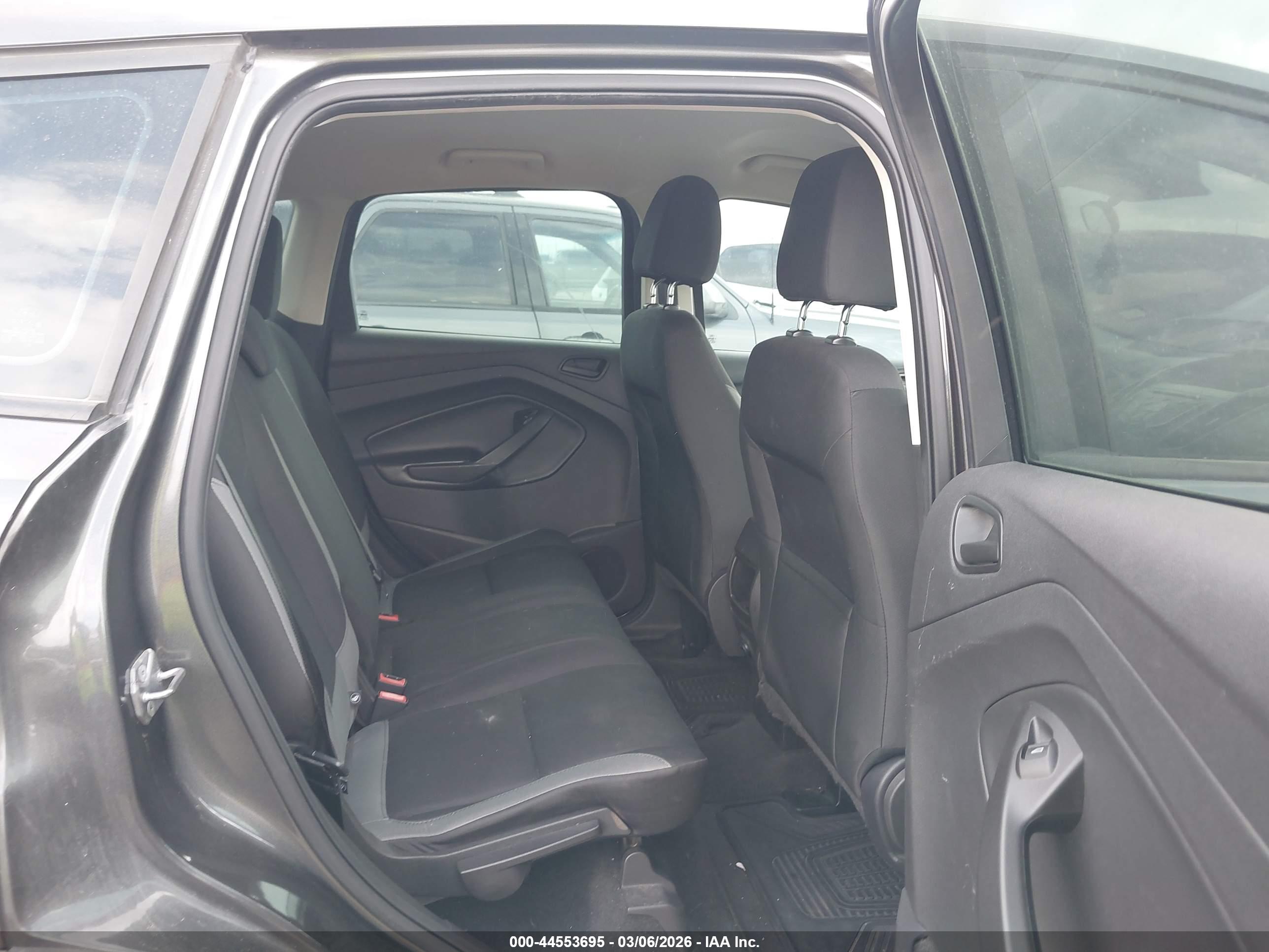 FORD ESCAPE image 8