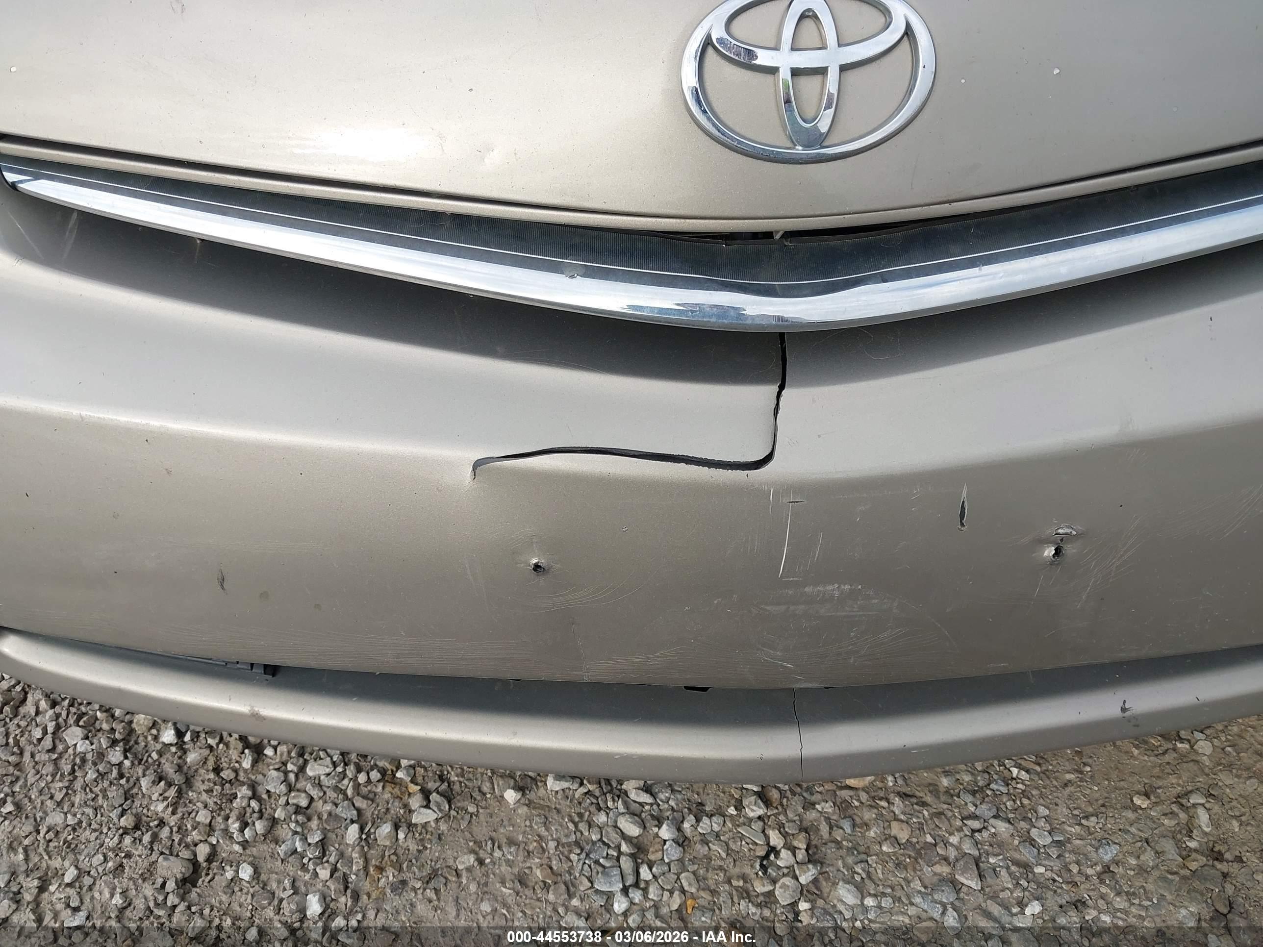 TOYOTA PRIUS image 6