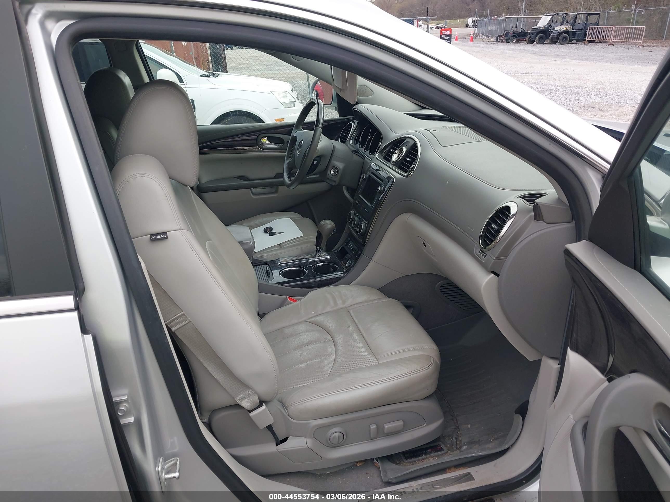 BUICK ENCLAVE image 5