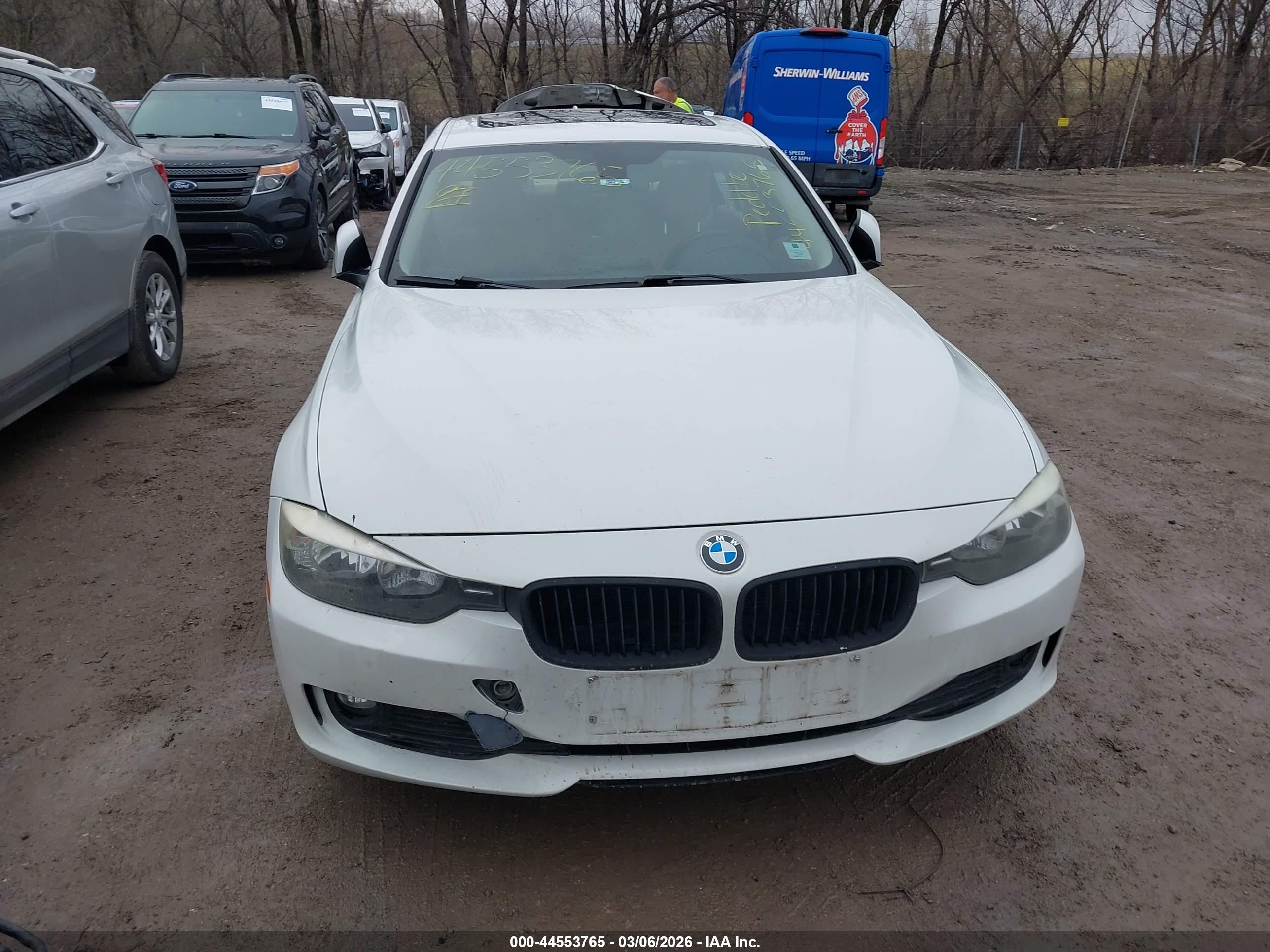 BMW 320I image 6