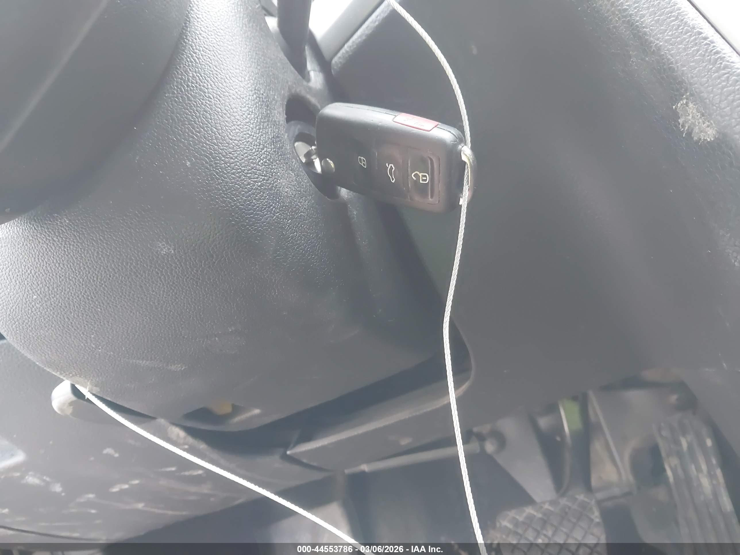 VOLKSWAGEN PASSAT image 11