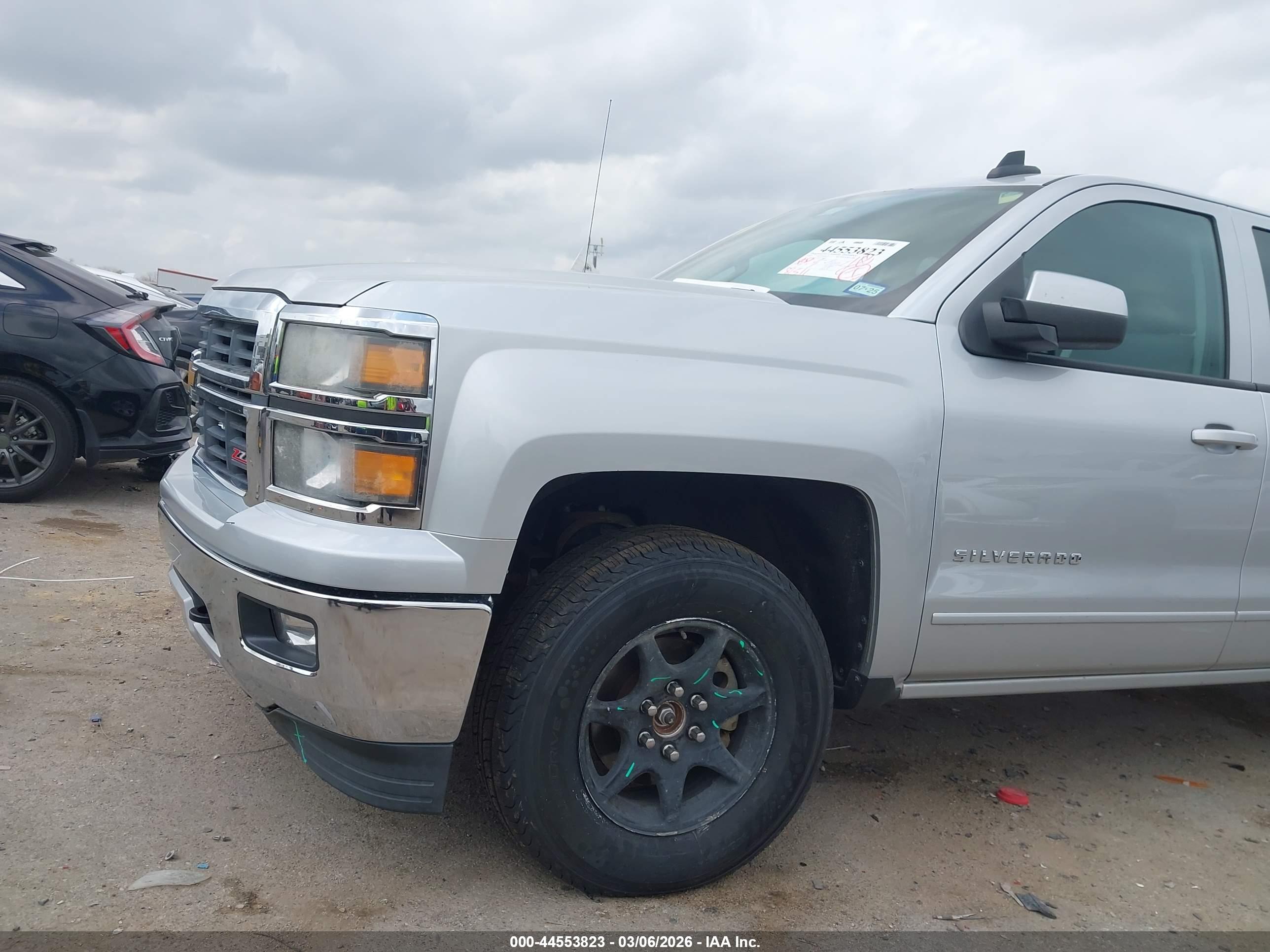 CHEVROLET SILVERADO image 6