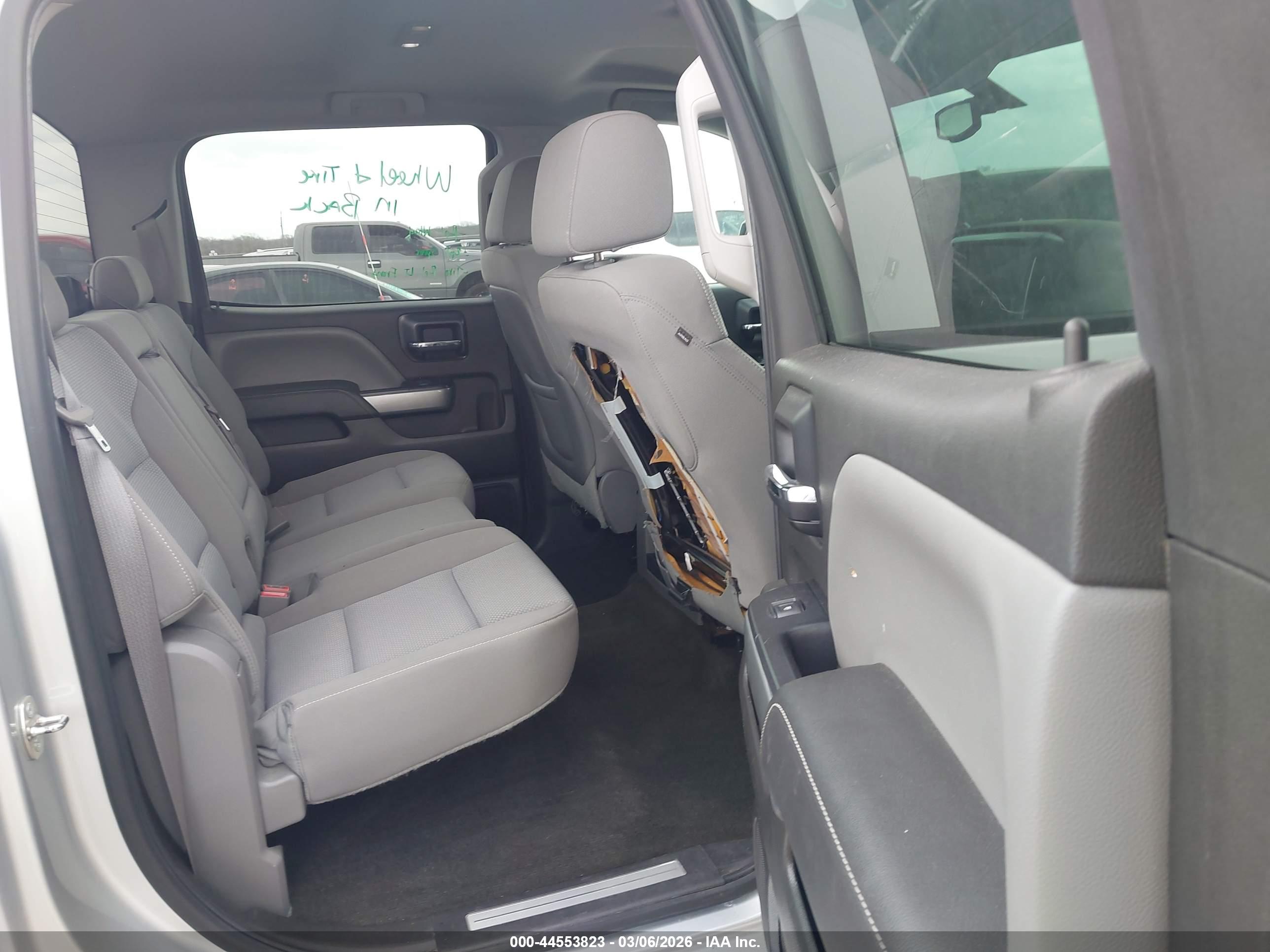 CHEVROLET SILVERADO image 8