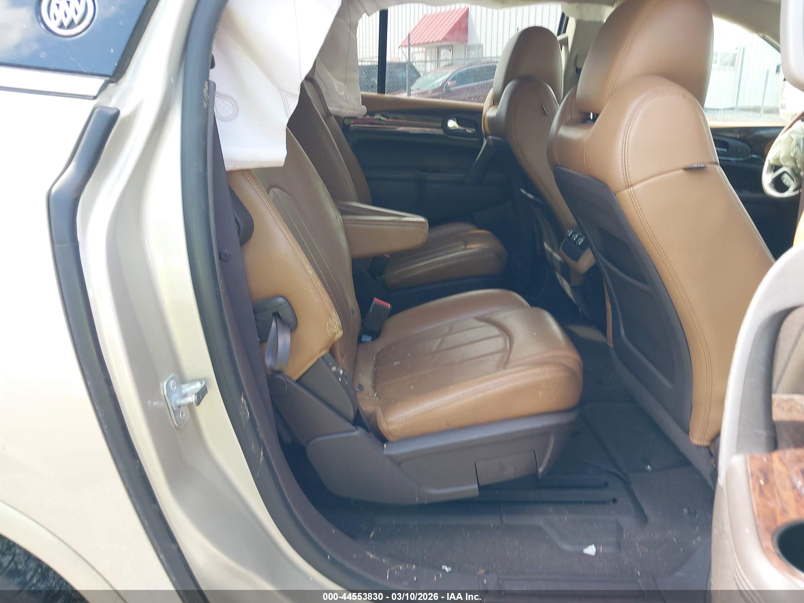BUICK ENCLAVE image 8