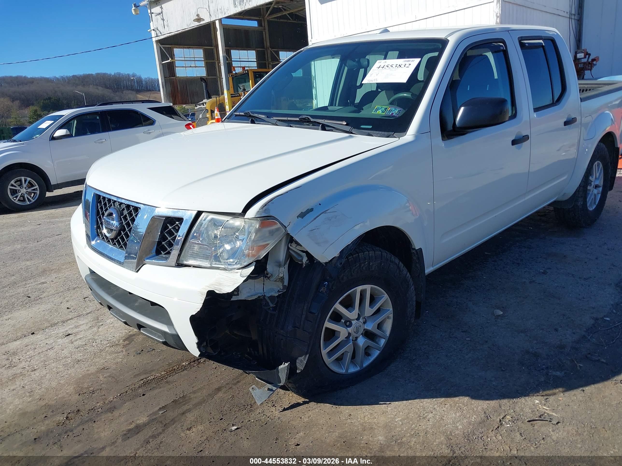 NISSAN FRONTIER image 6