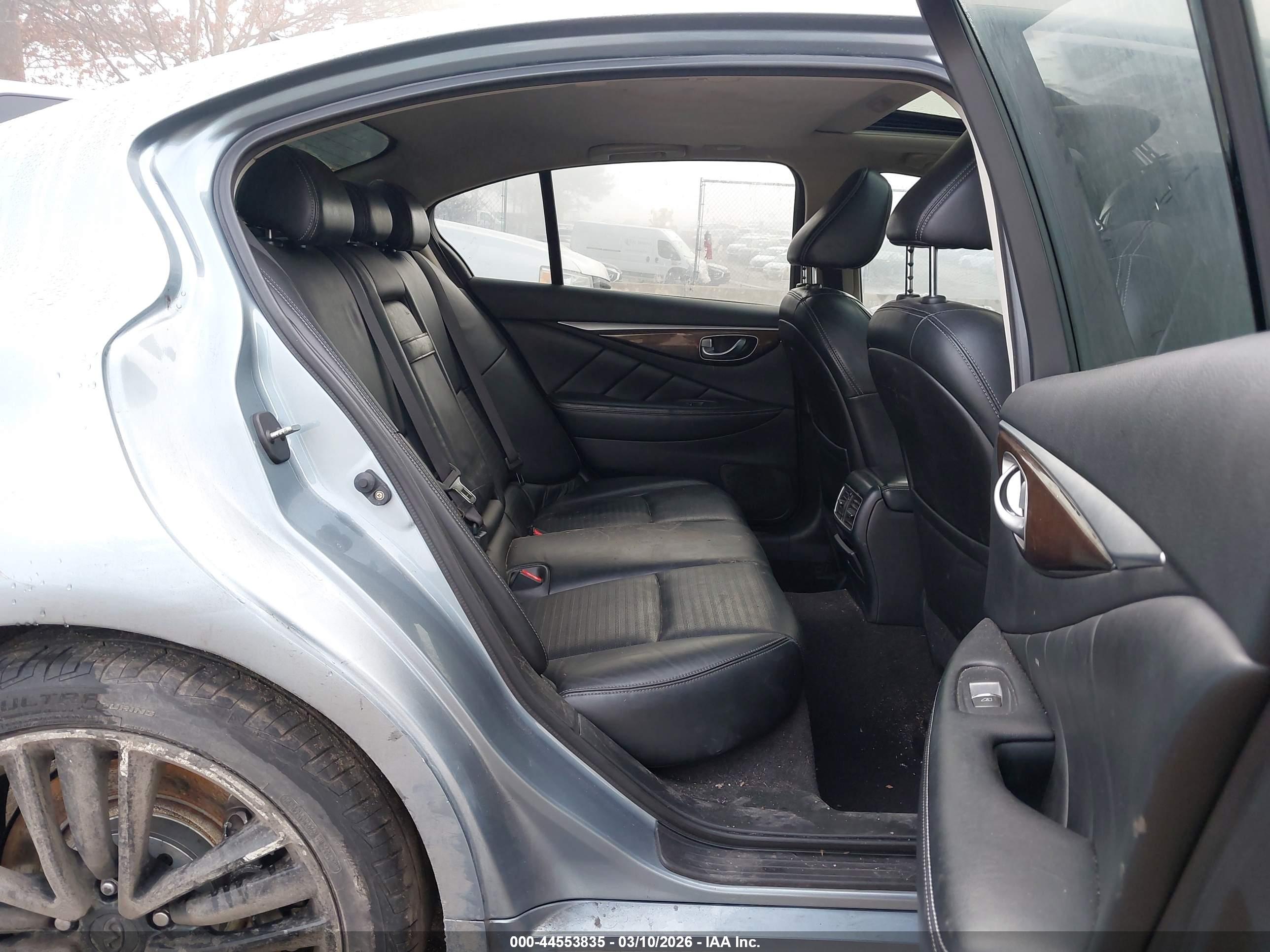 INFINITI Q50 image 8