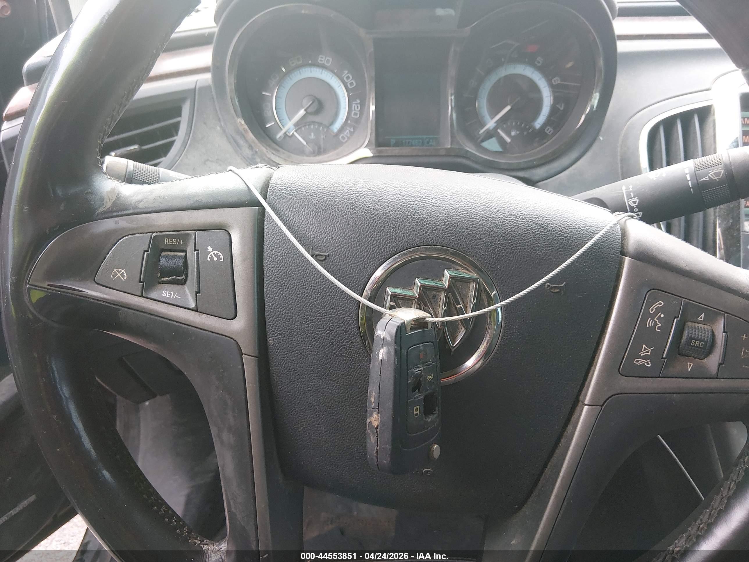 BUICK LACROSSE image 11
