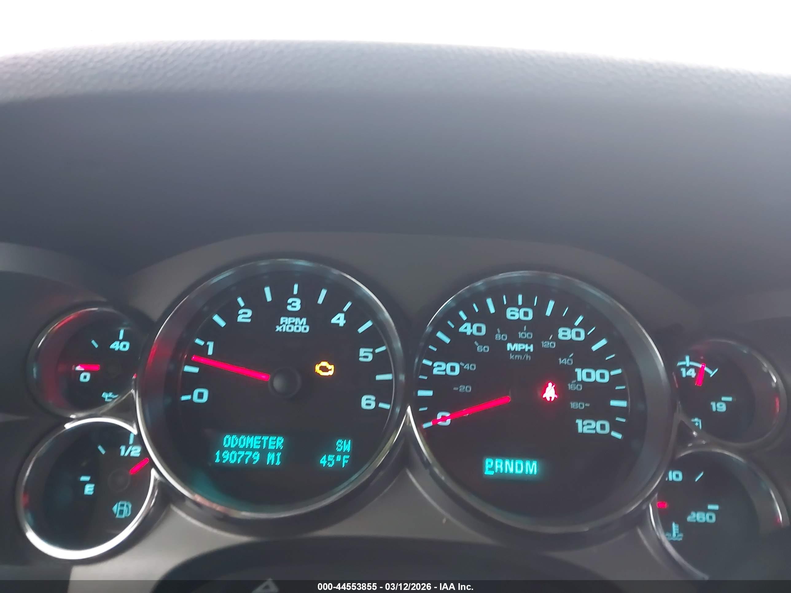 CHEVROLET SILVERADO image 7