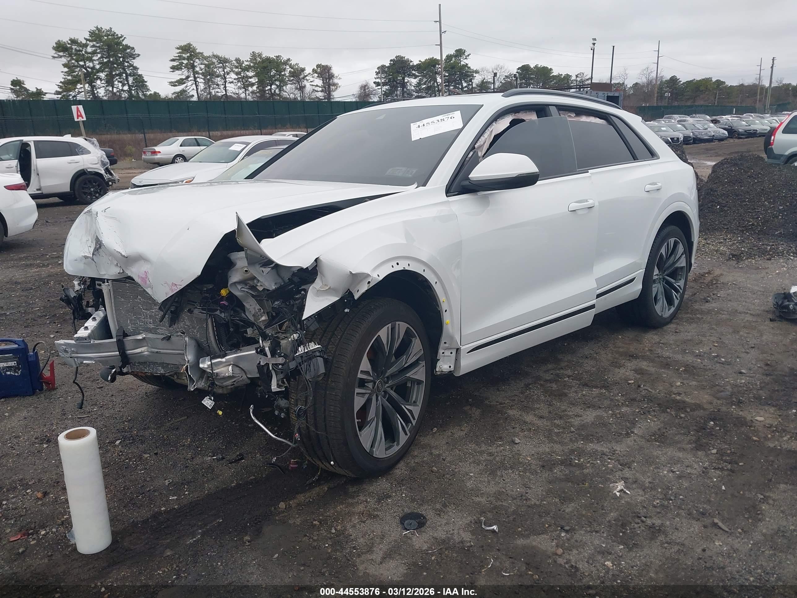 AUDI Q8 image 2