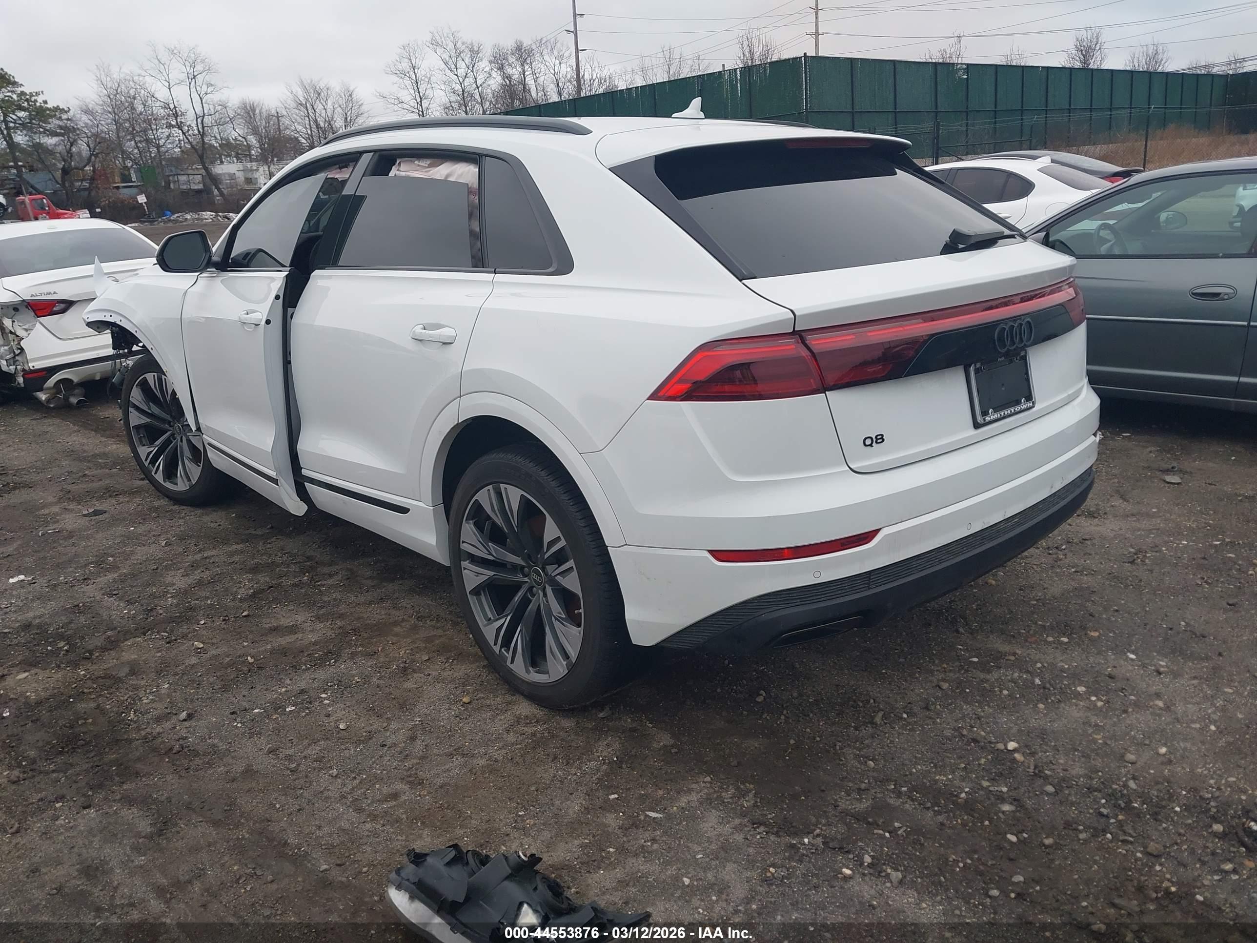 AUDI Q8 image 3