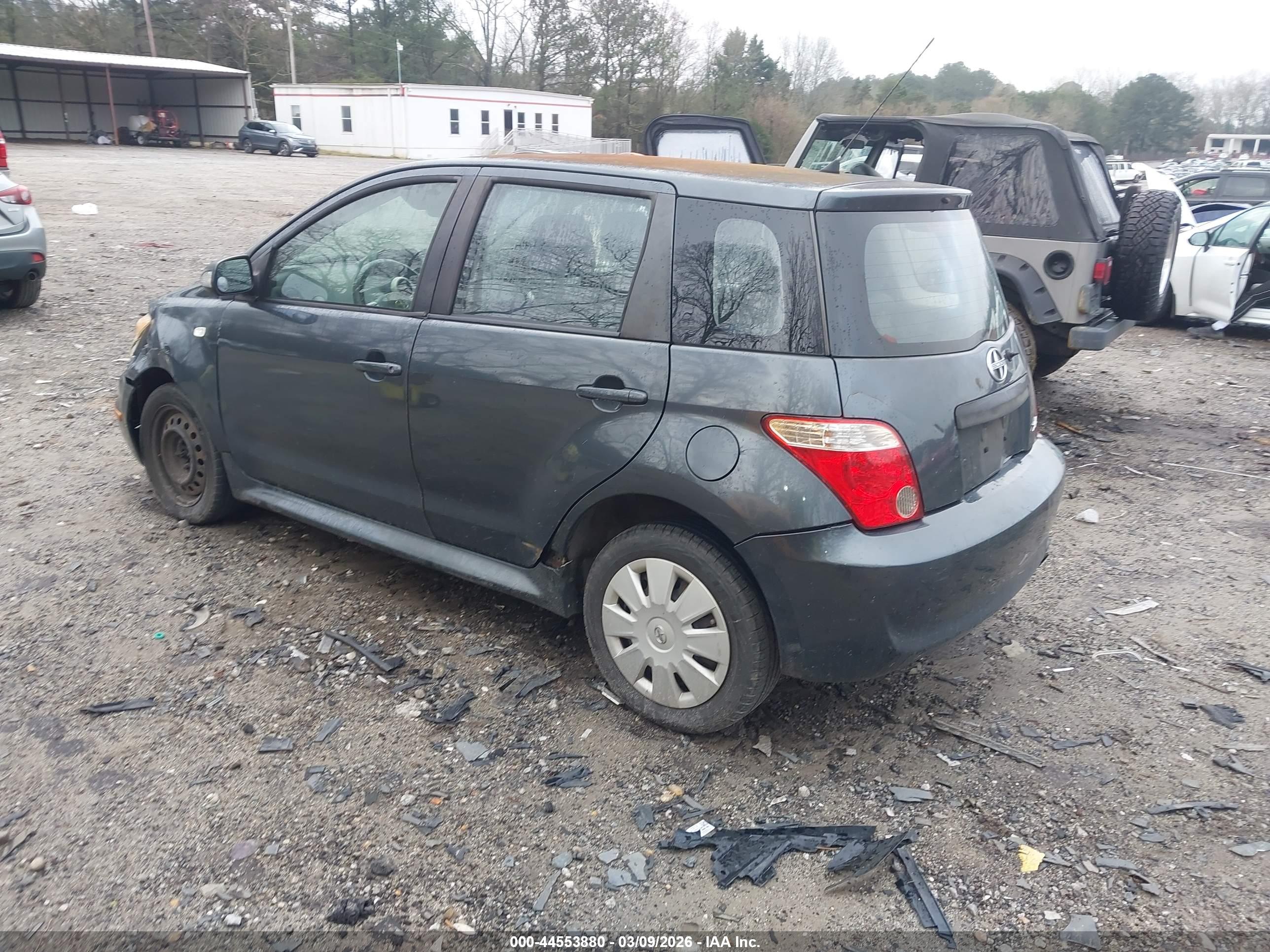 SCION XA image 3