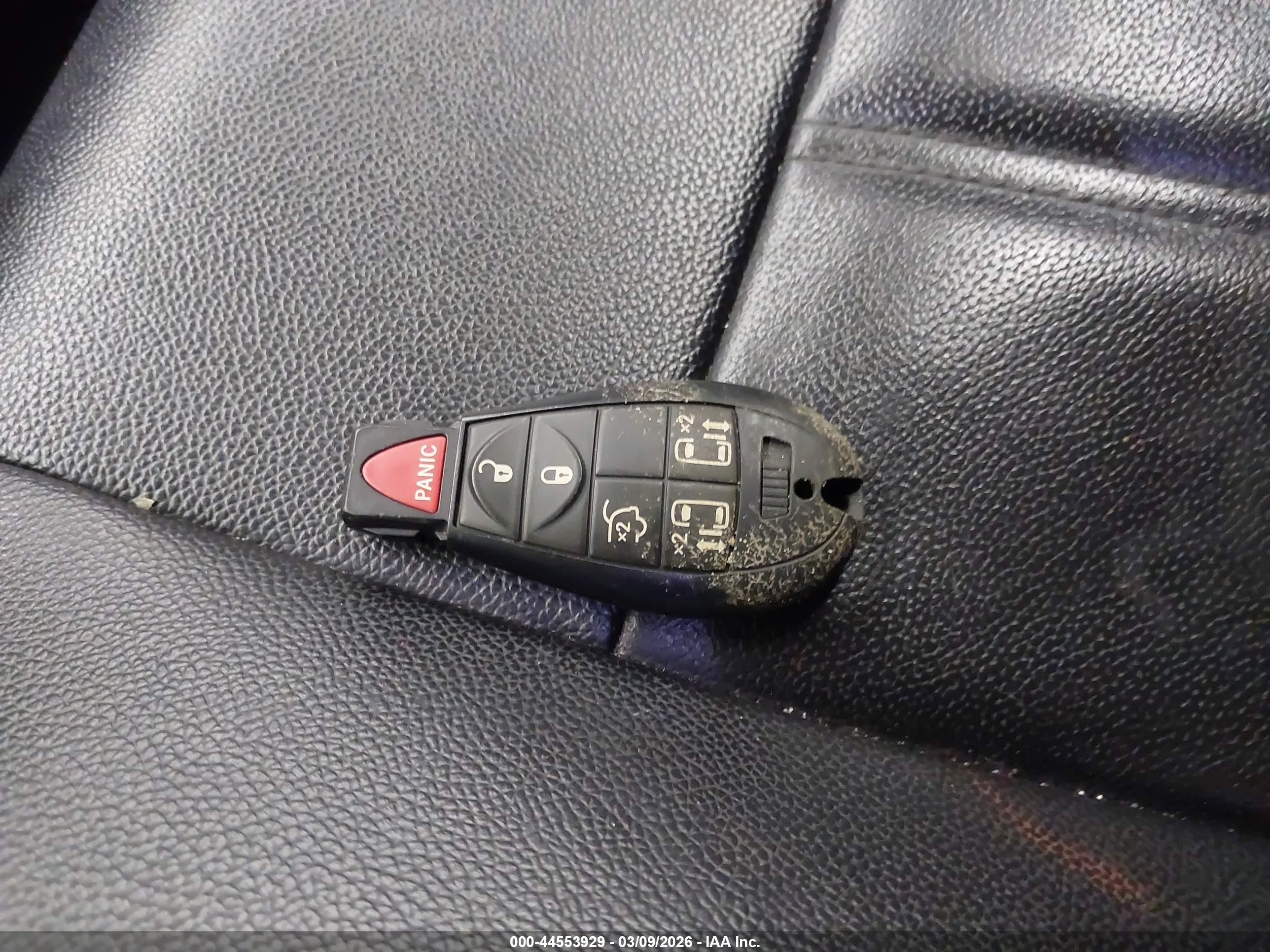 CHRYSLER TOWN image 11