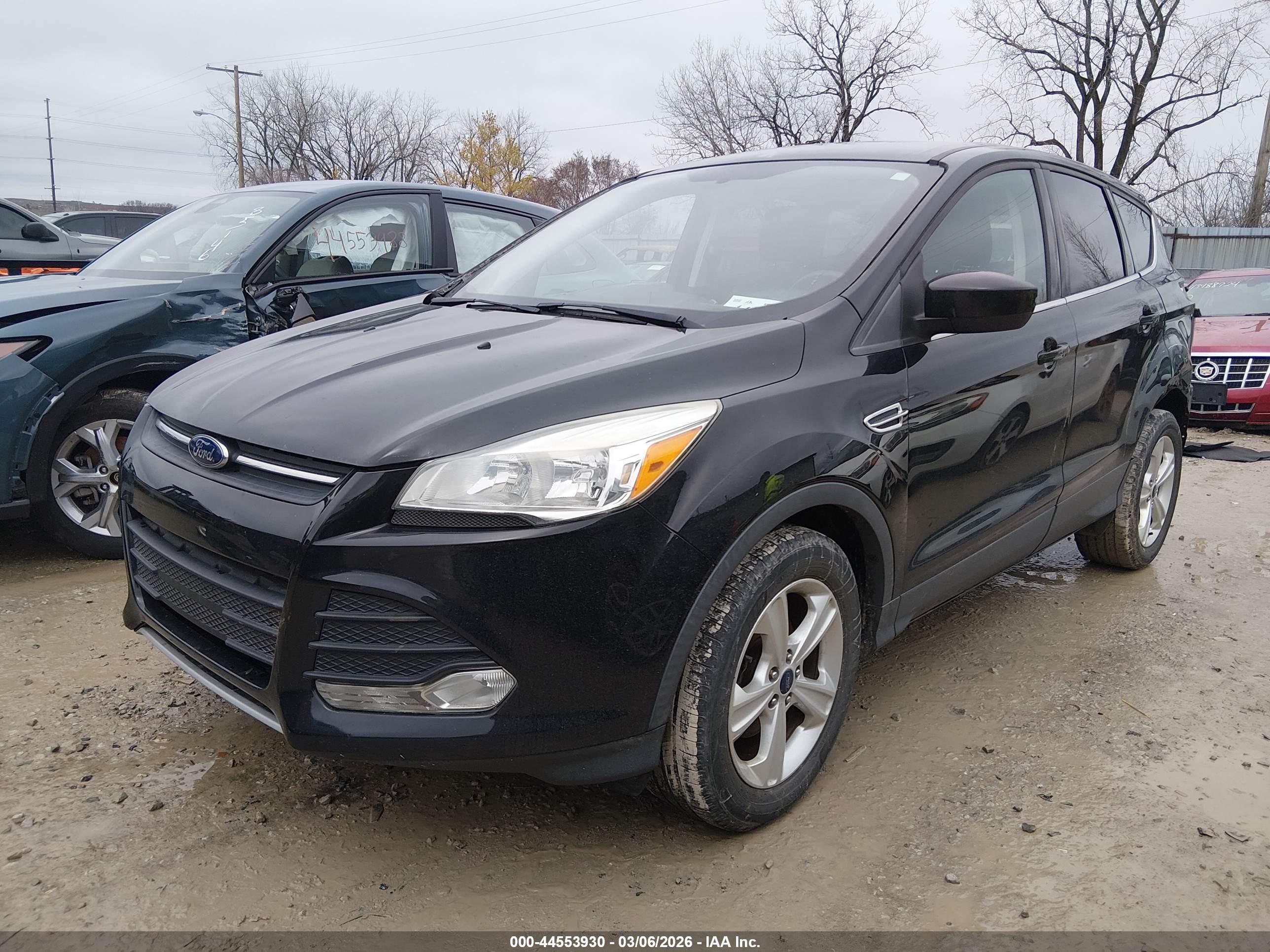 FORD ESCAPE image 2