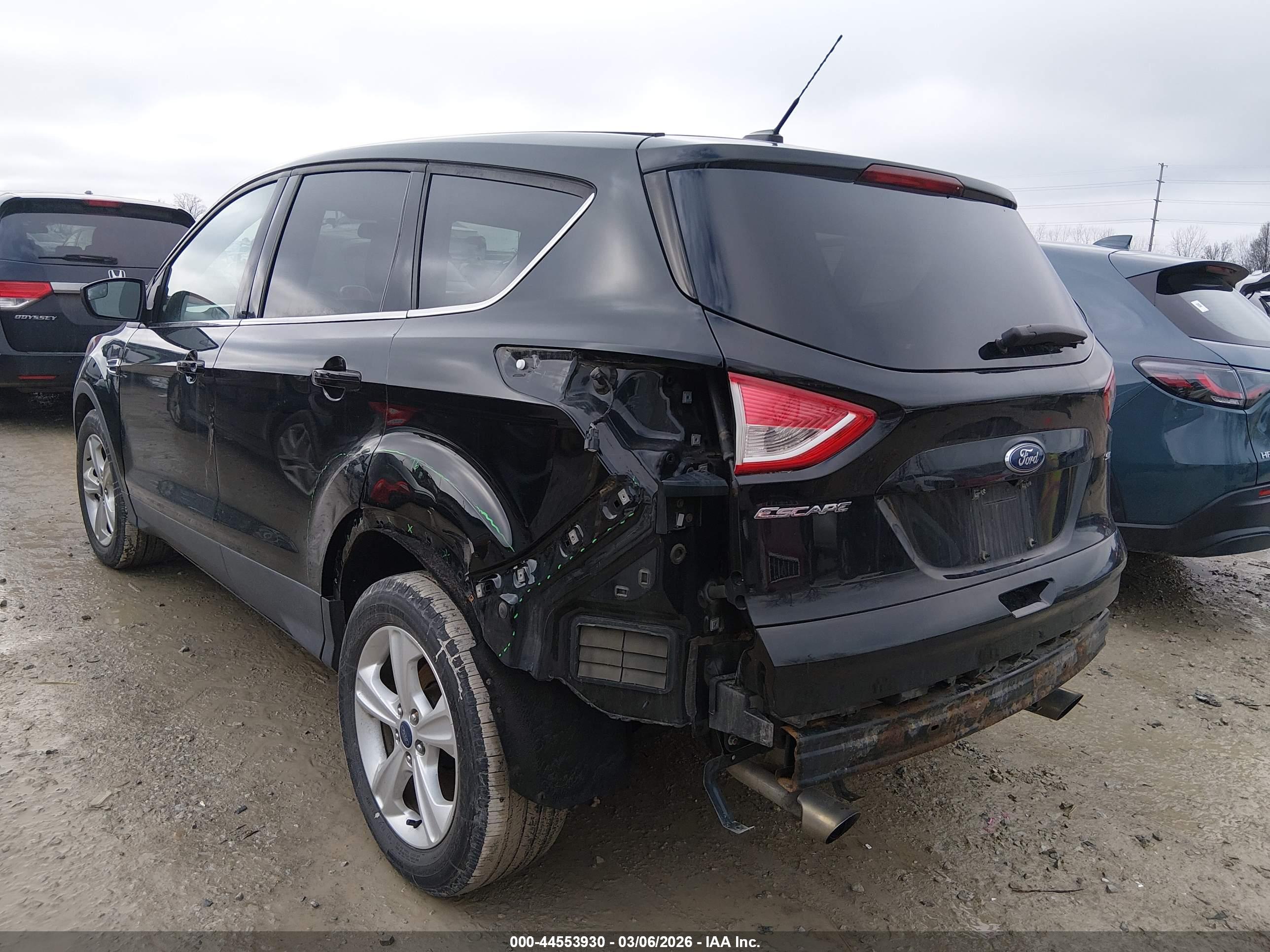FORD ESCAPE image 3