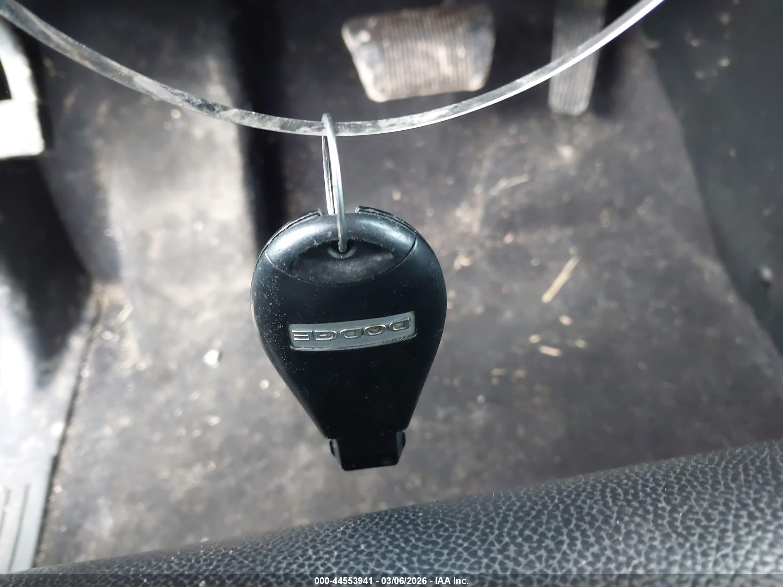 DODGE GRAND image 11