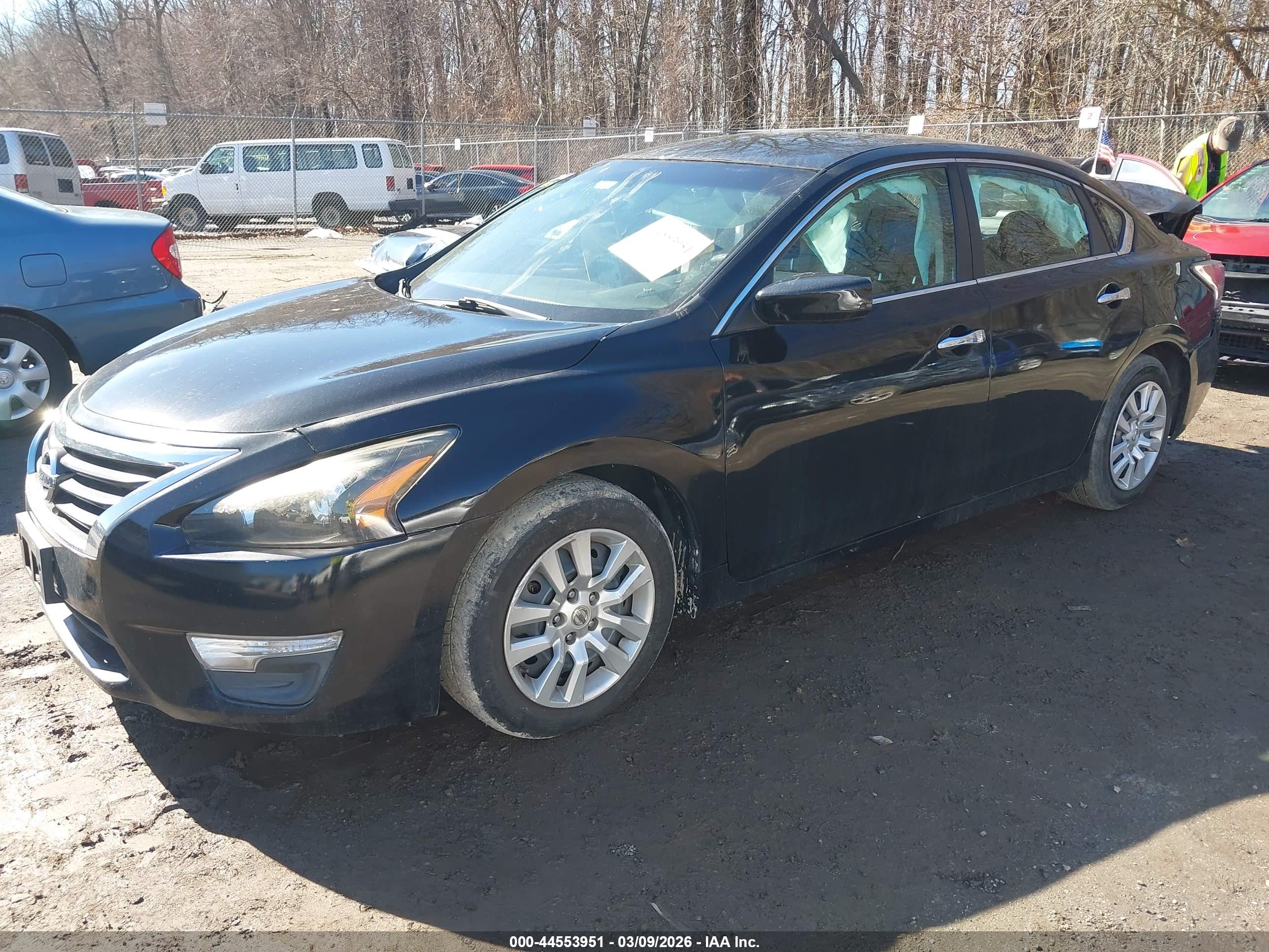 NISSAN ALTIMA image 2