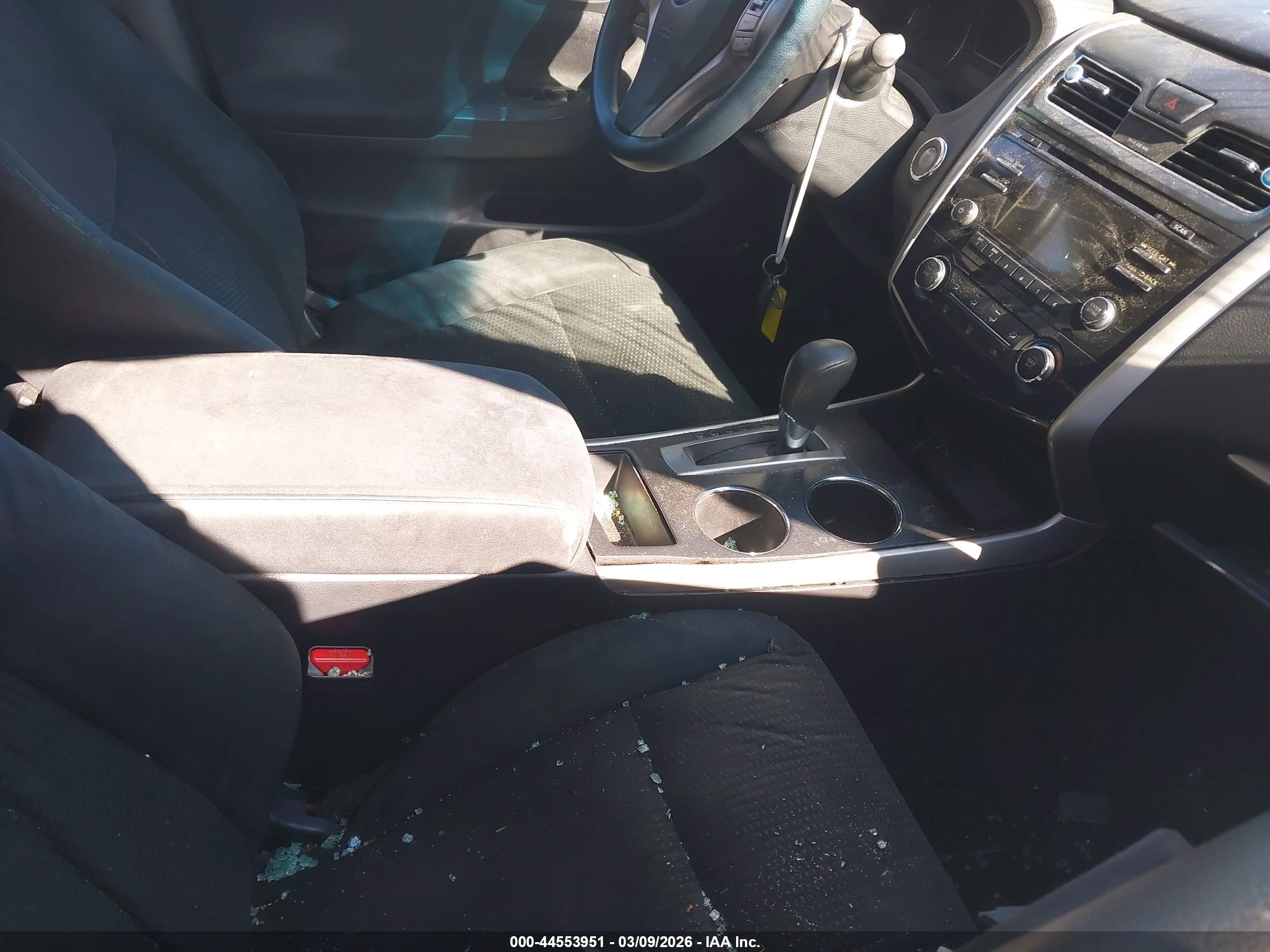 NISSAN ALTIMA image 5