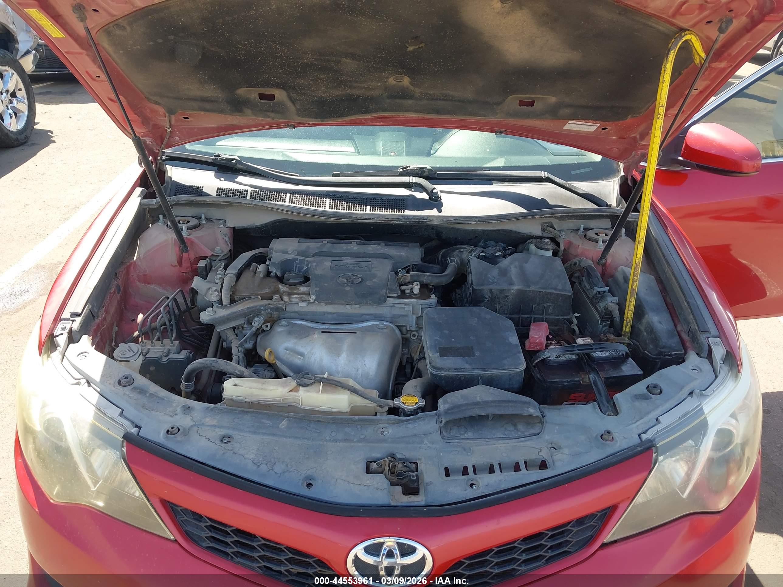 TOYOTA CAMRY image 10