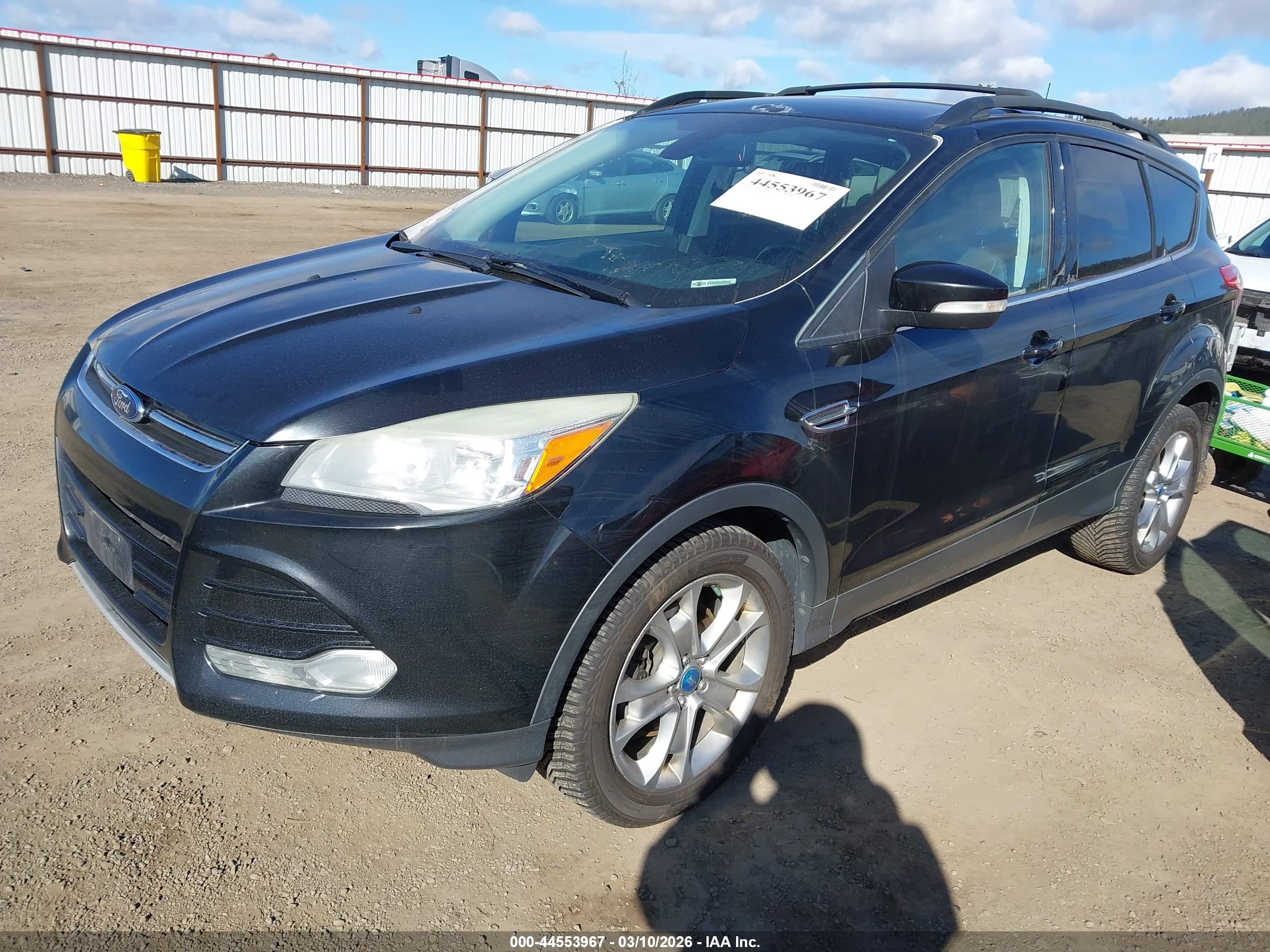 FORD ESCAPE image 2