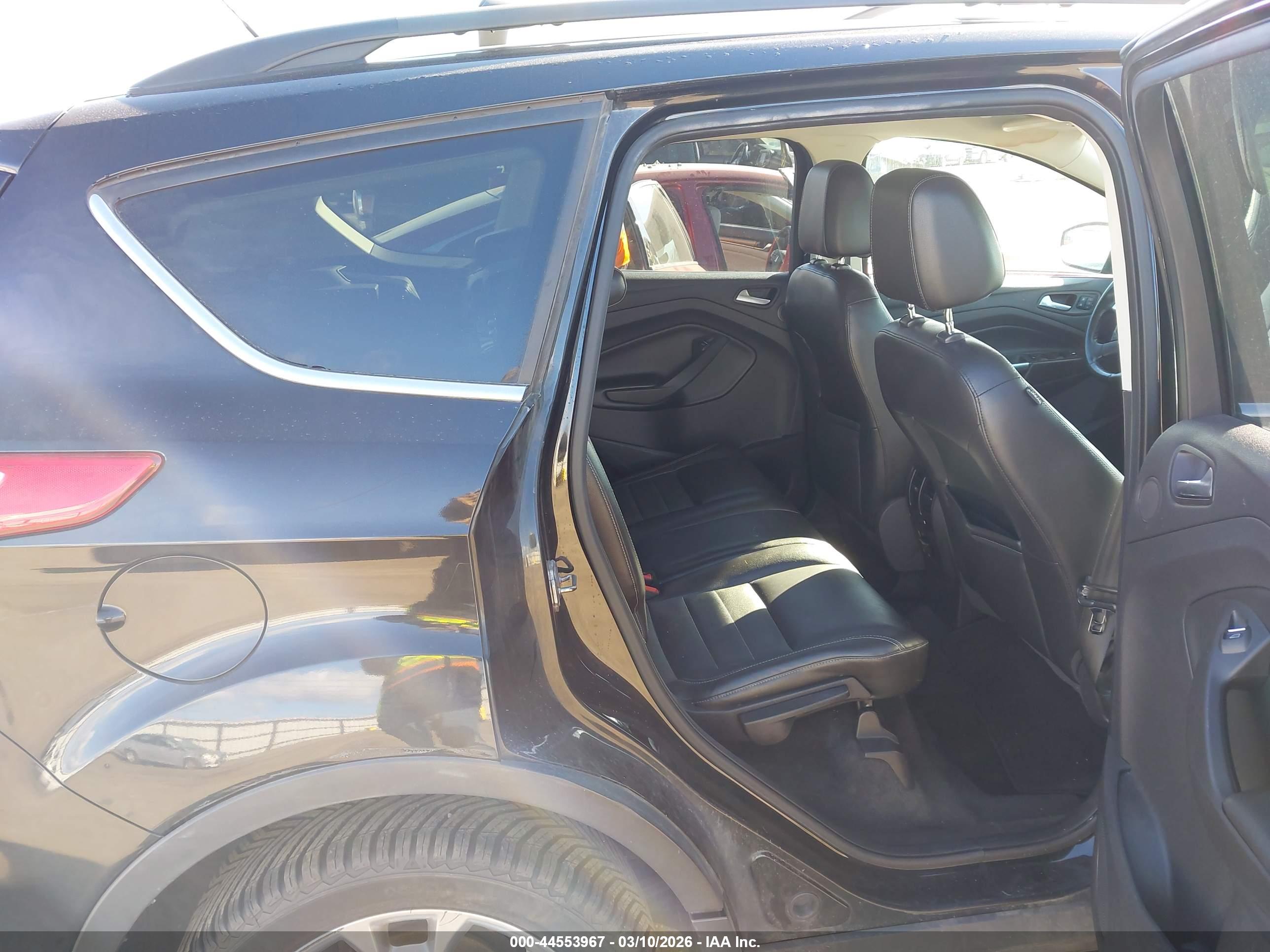 FORD ESCAPE image 8