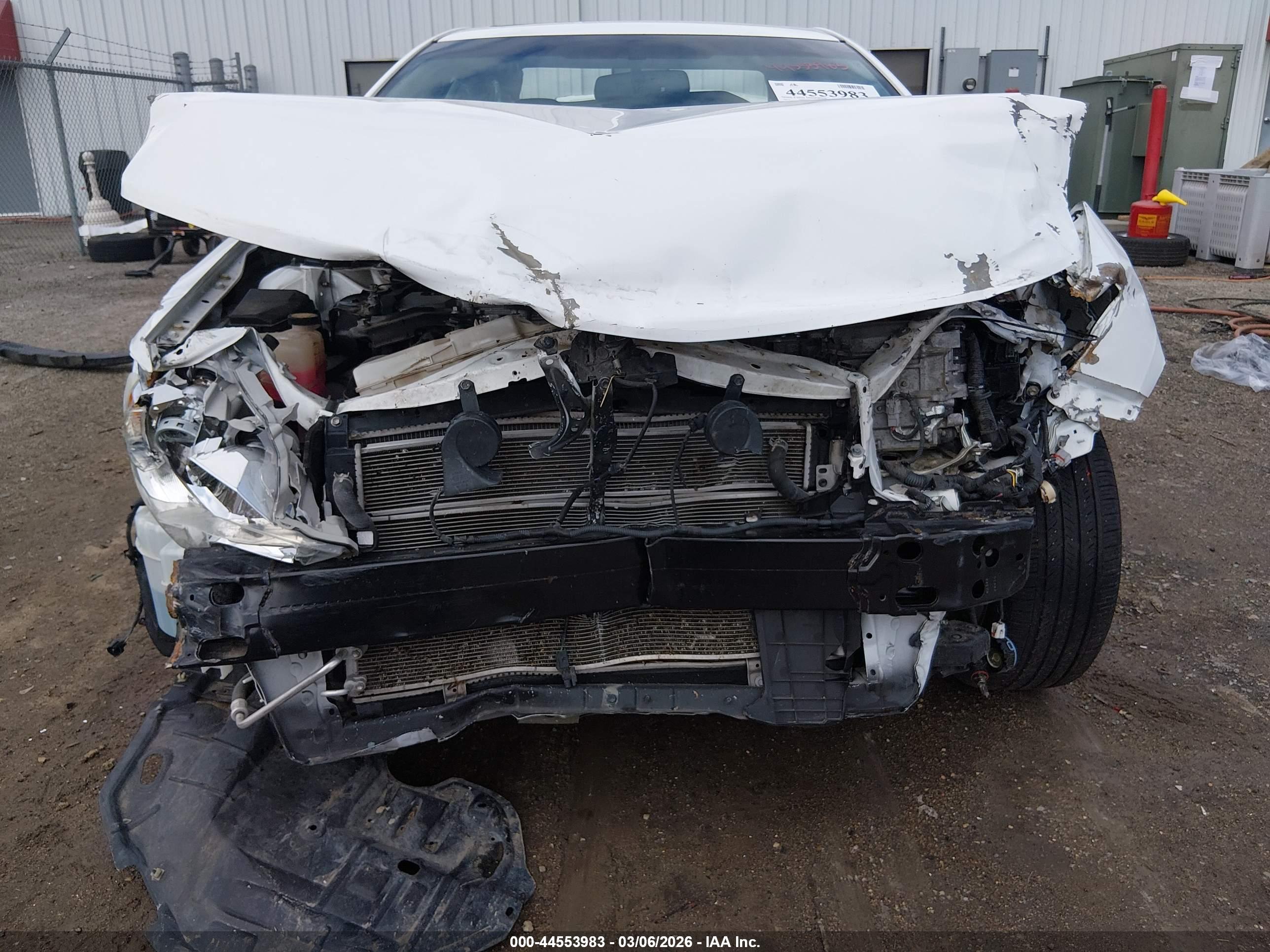 TOYOTA CAMRY image 6