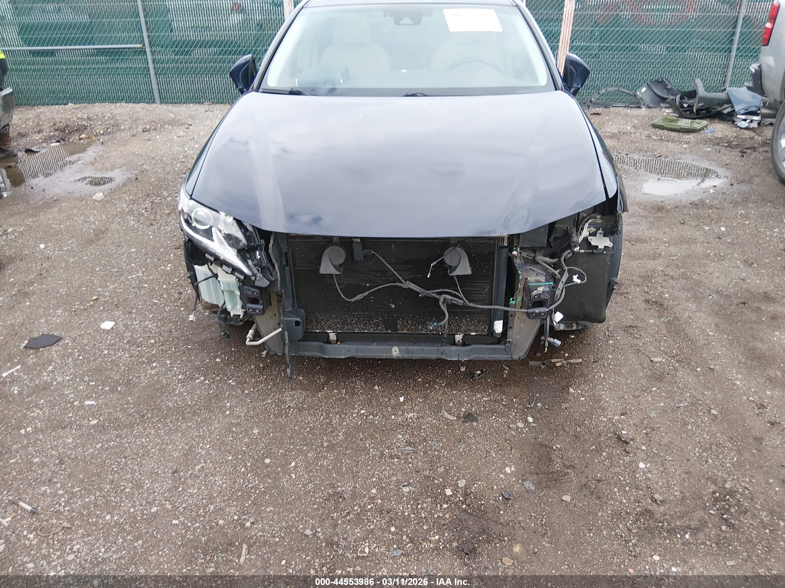 LEXUS ES image 6