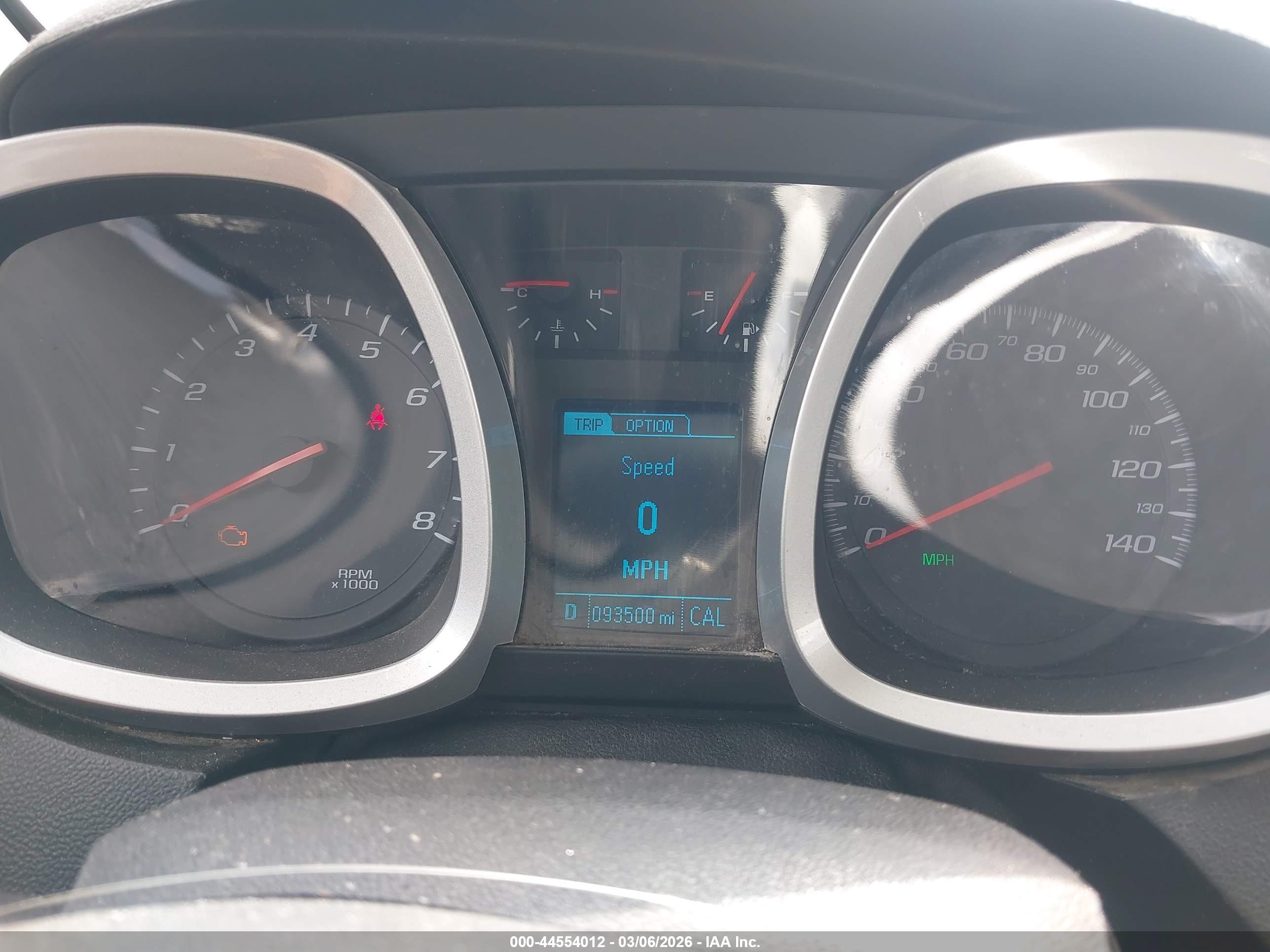 CHEVROLET EQUINOX image 7