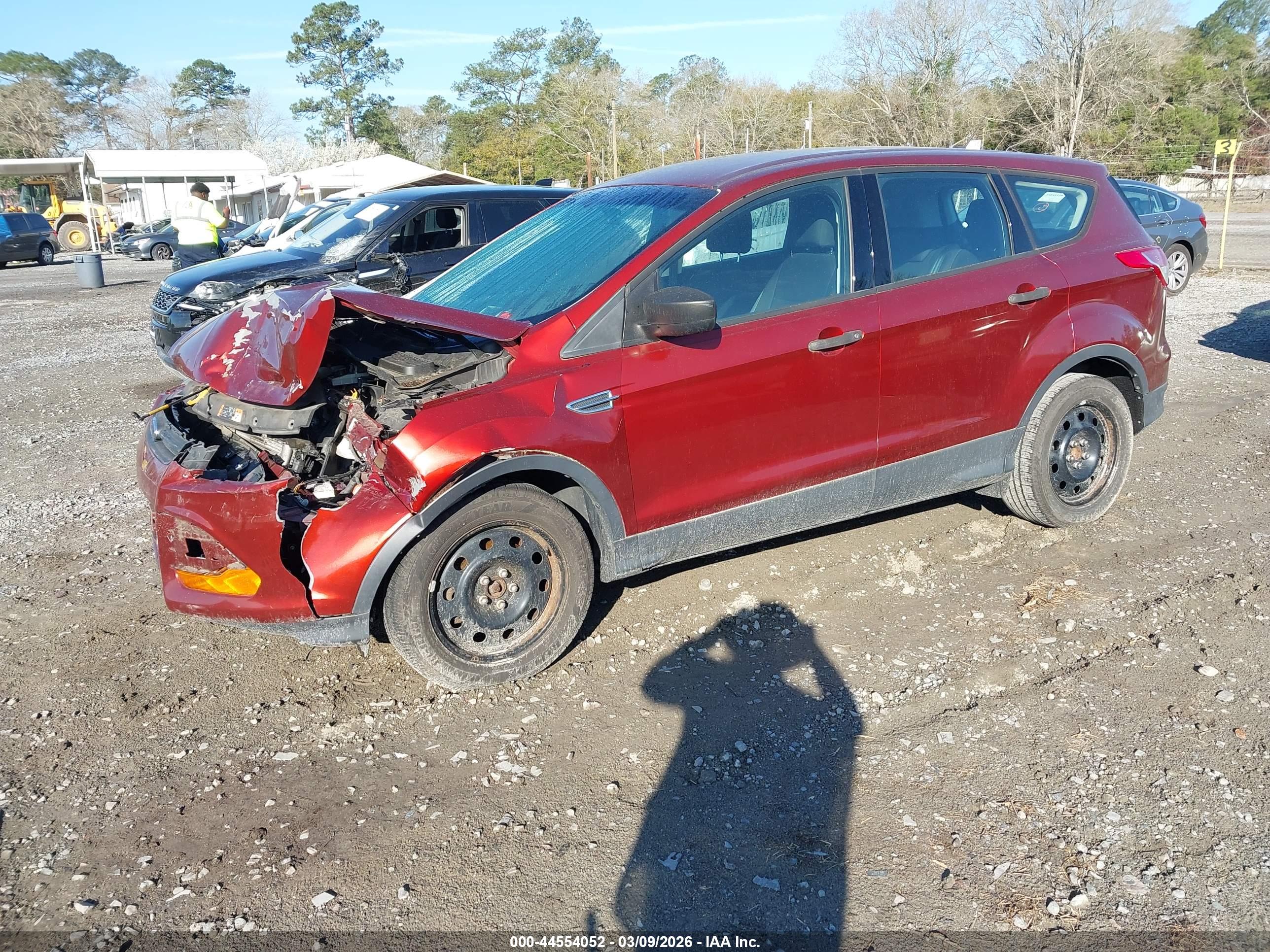FORD ESCAPE image 2