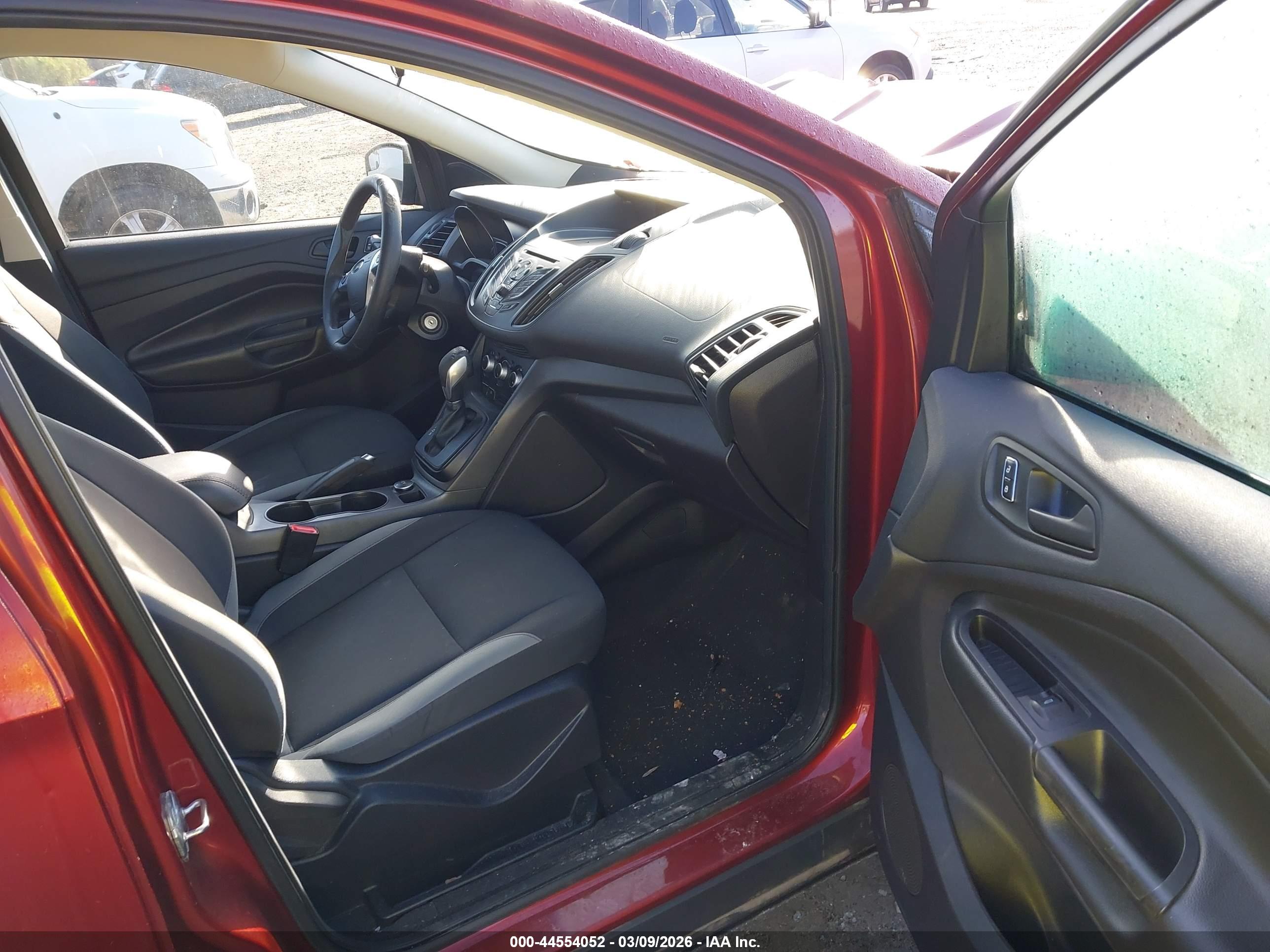 FORD ESCAPE image 5