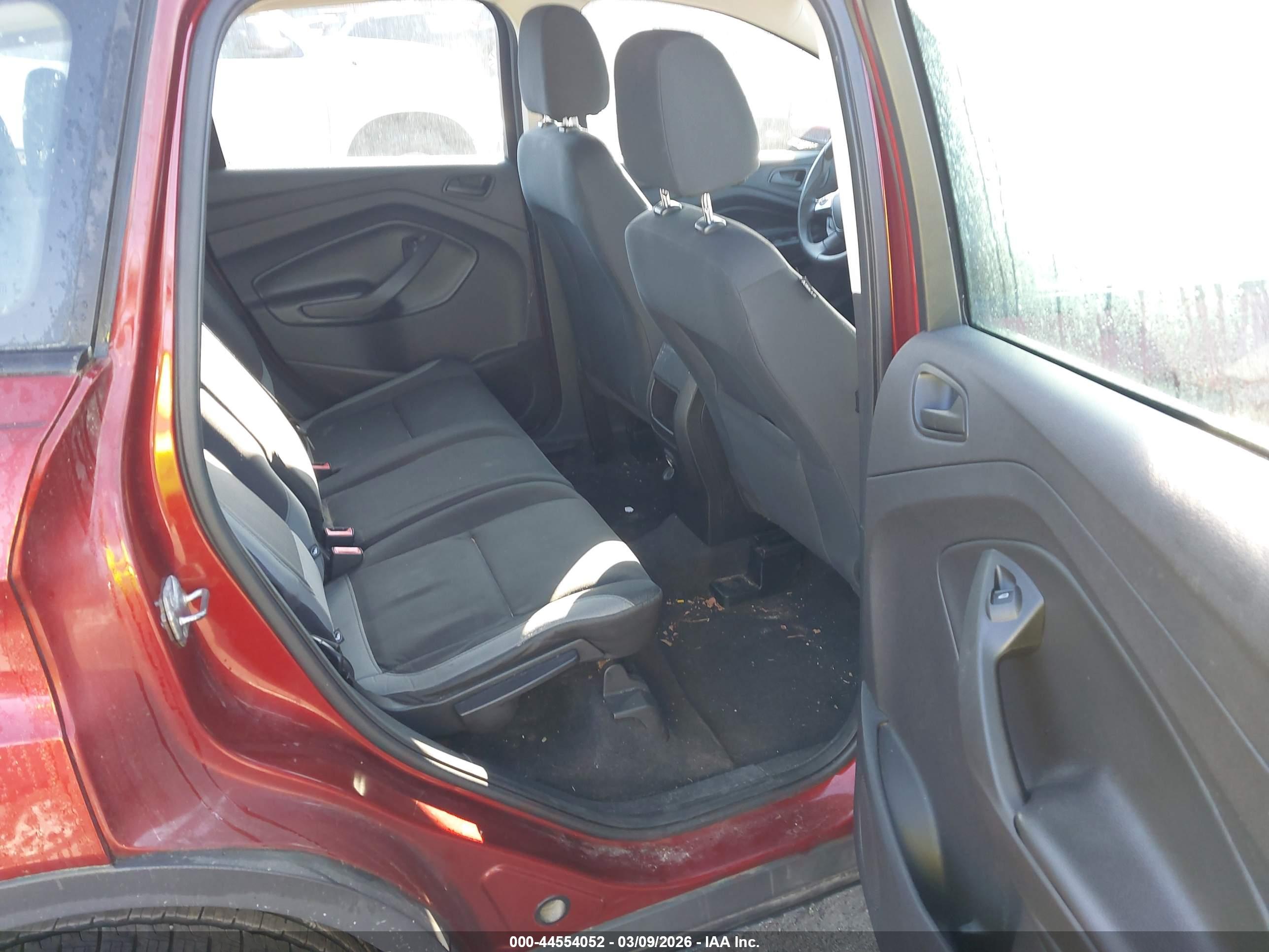 FORD ESCAPE image 8
