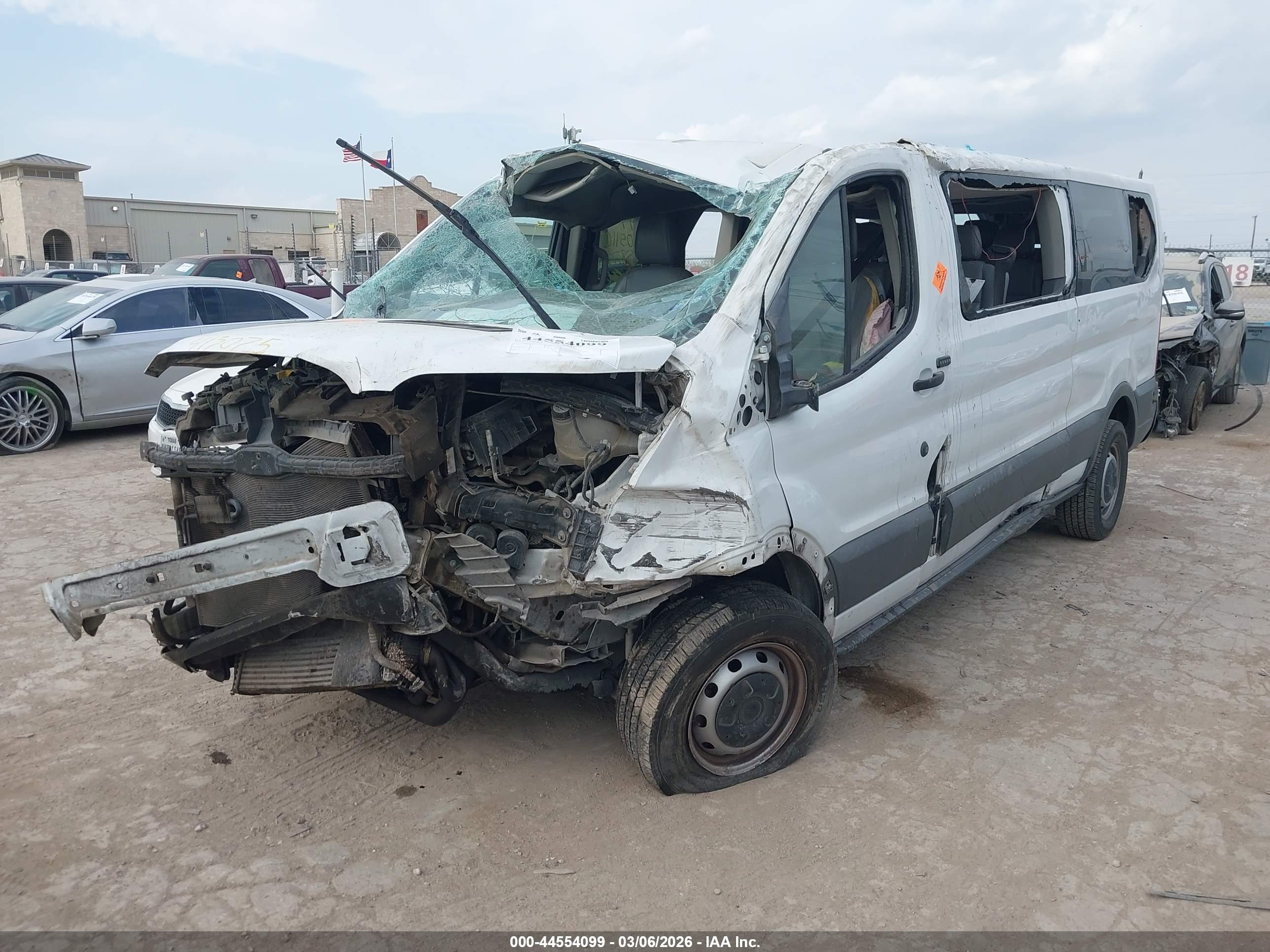 FORD TRANSIT-350 image 2