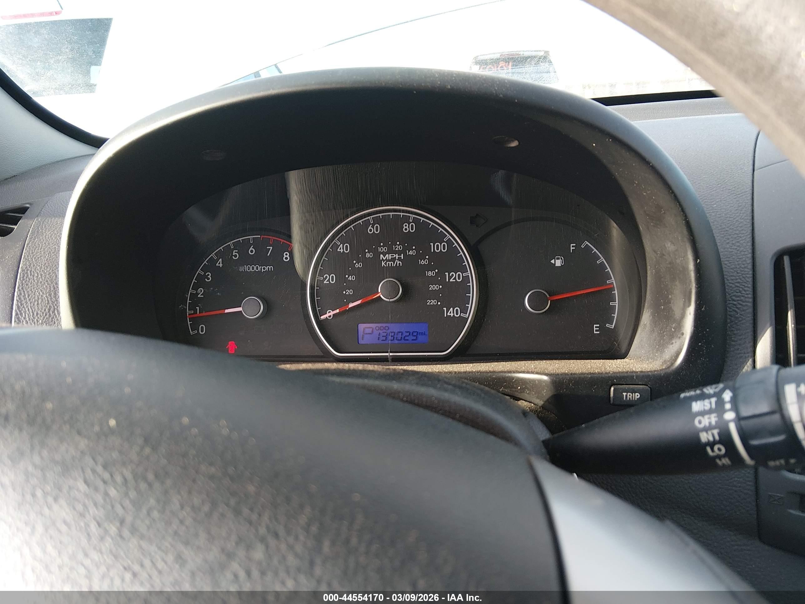 HYUNDAI ELANTRA image 7