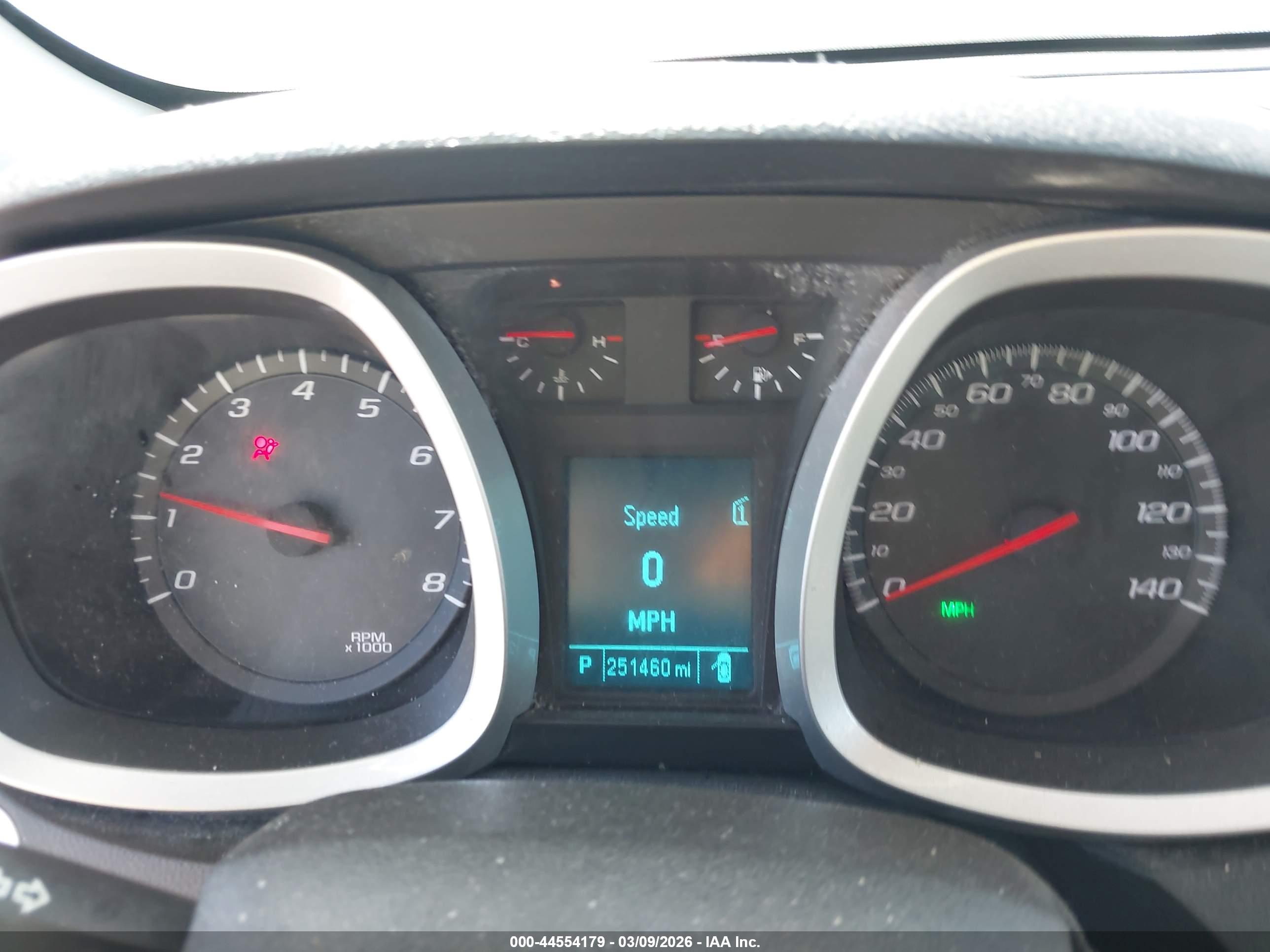 CHEVROLET EQUINOX image 7