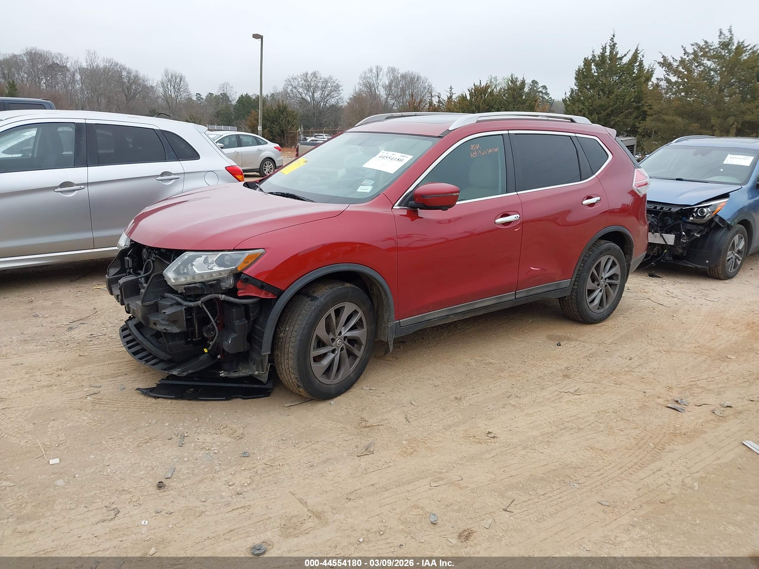 NISSAN ROGUE image 2