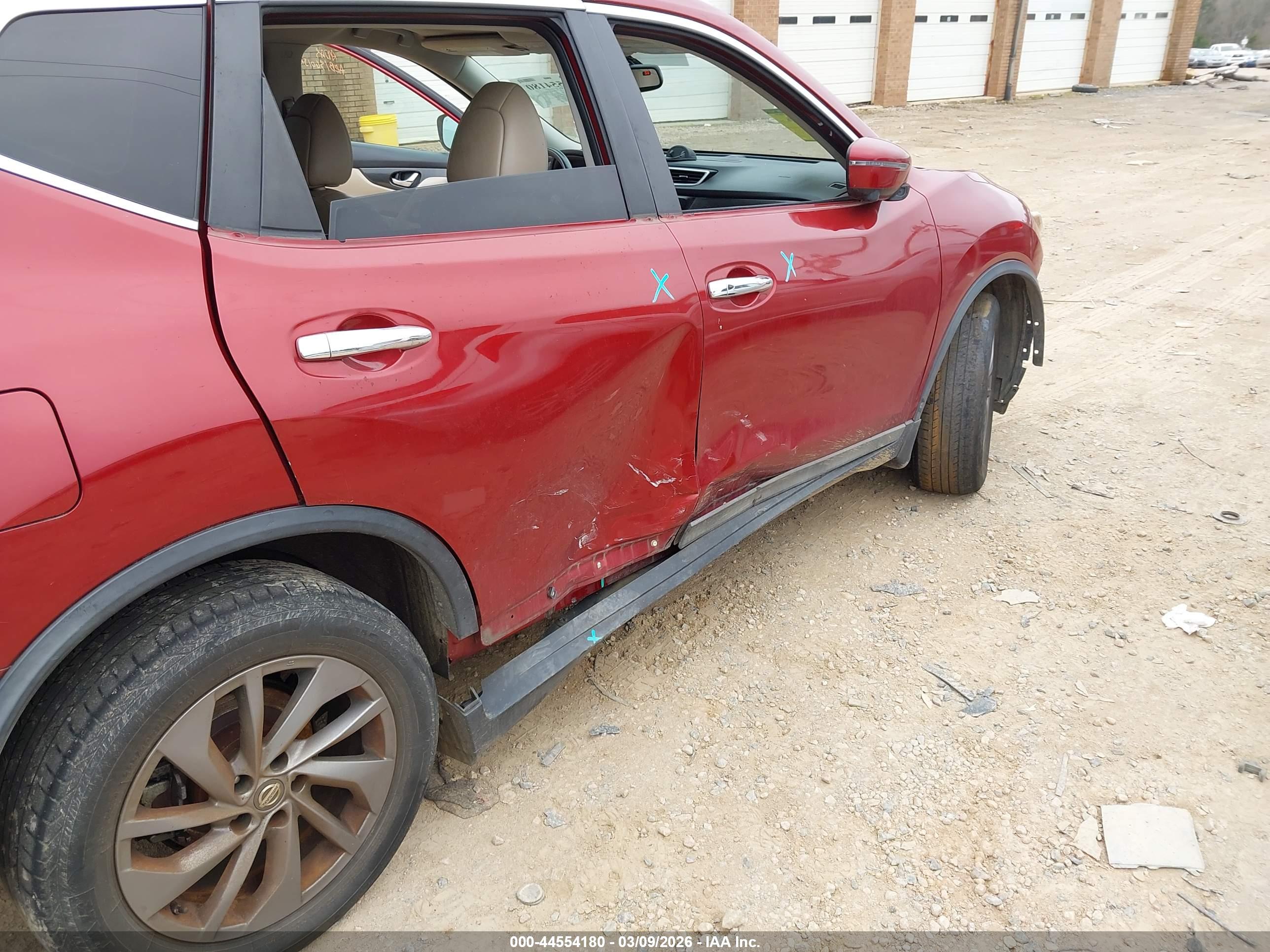 NISSAN ROGUE image 6