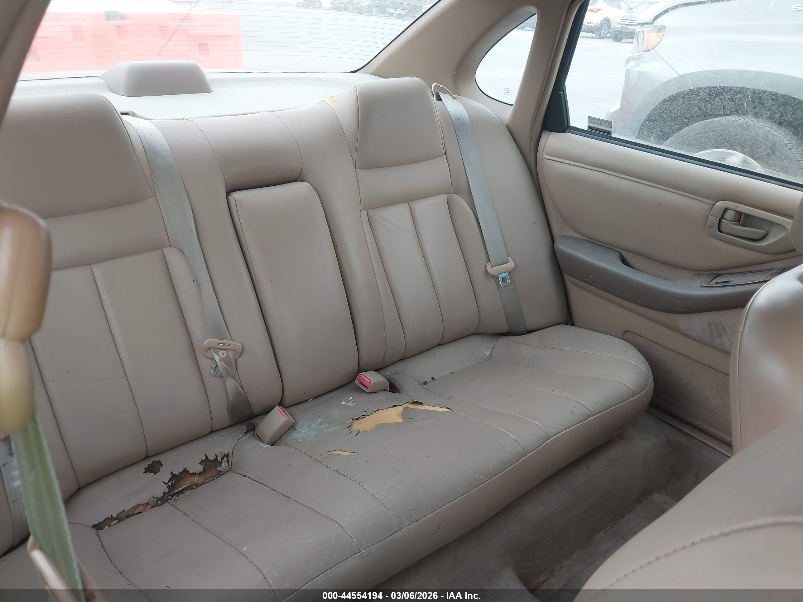 TOYOTA AVALON image 8