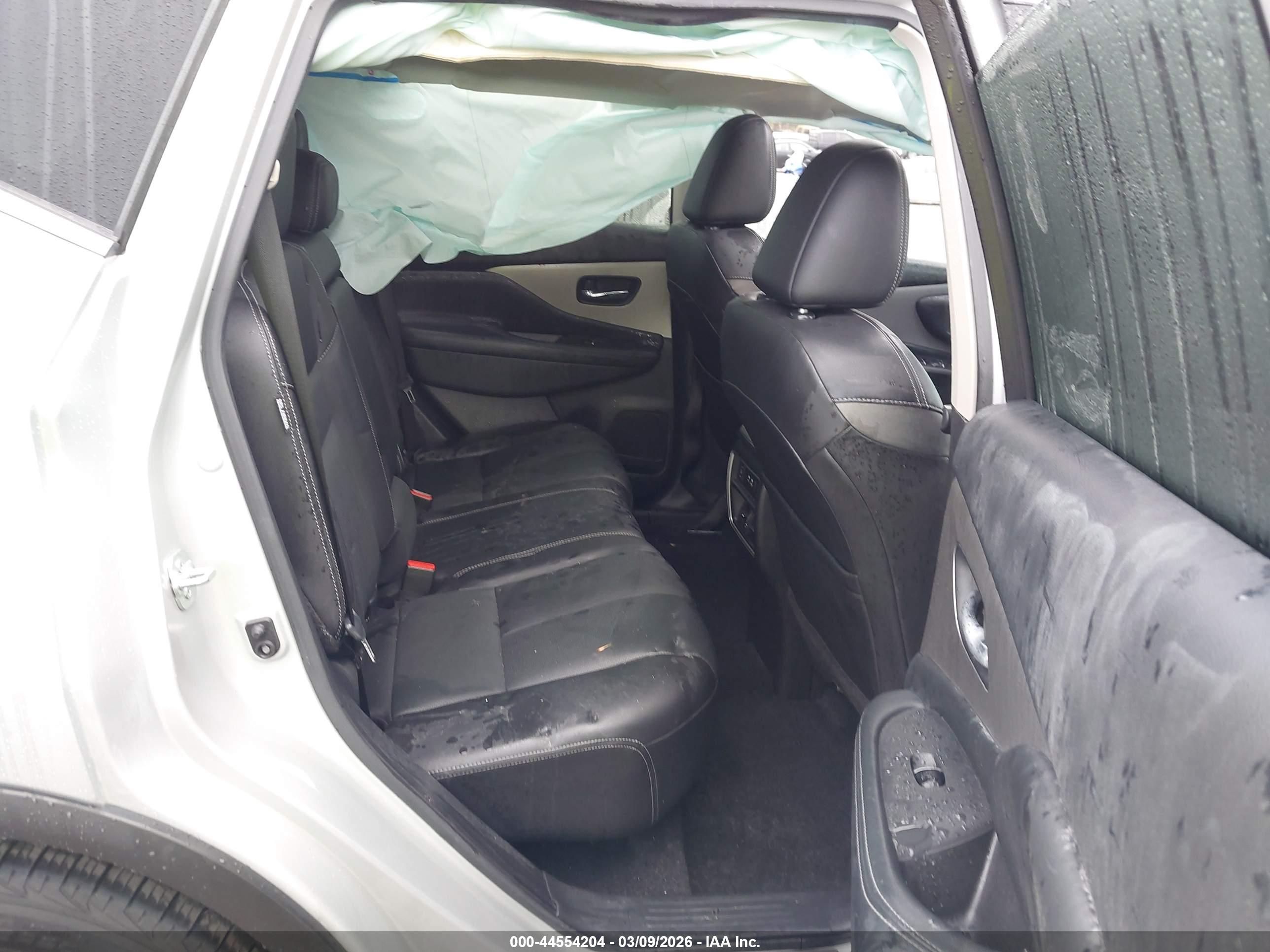 NISSAN MURANO image 8