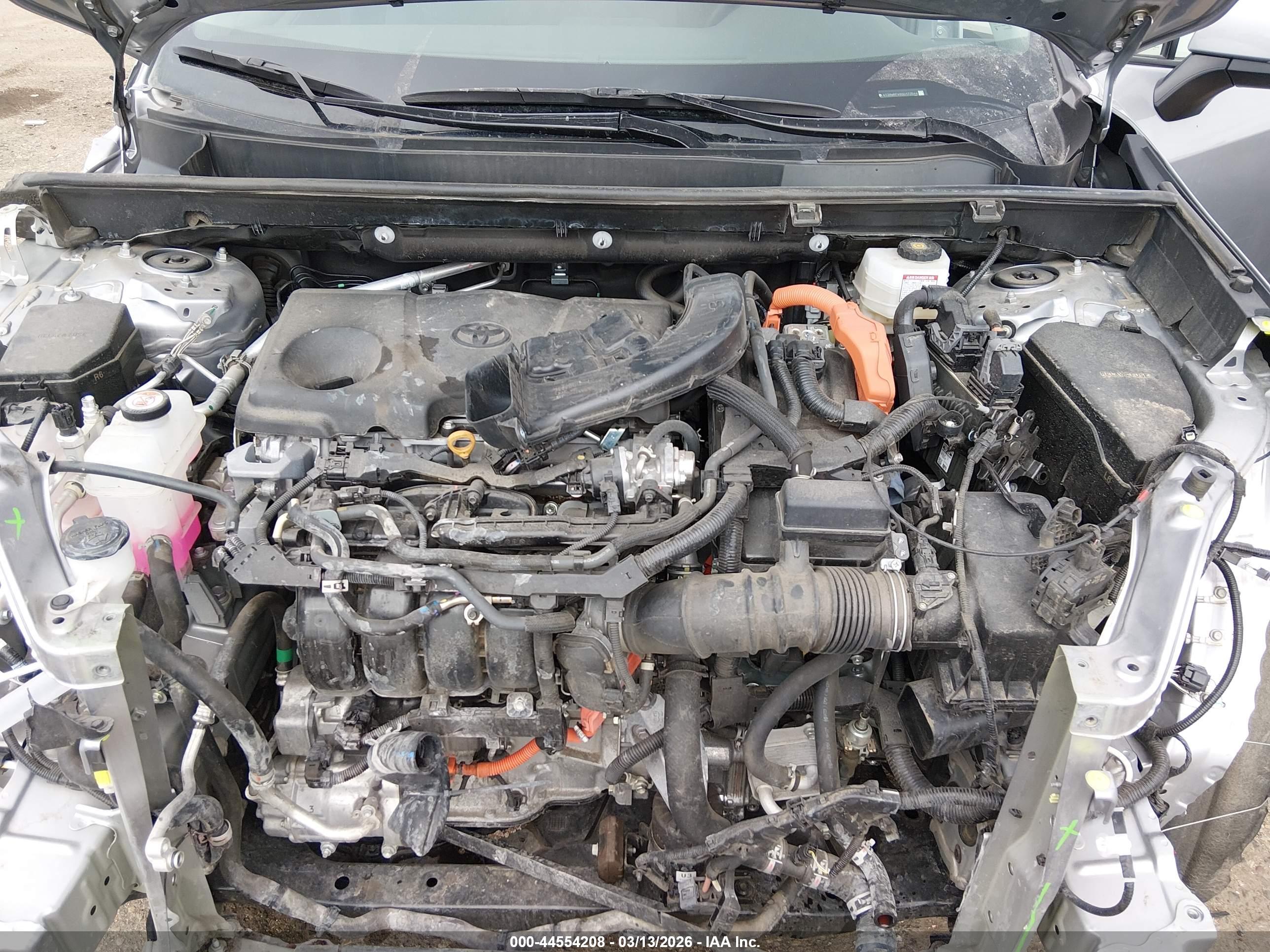 TOYOTA RAV4 image 10