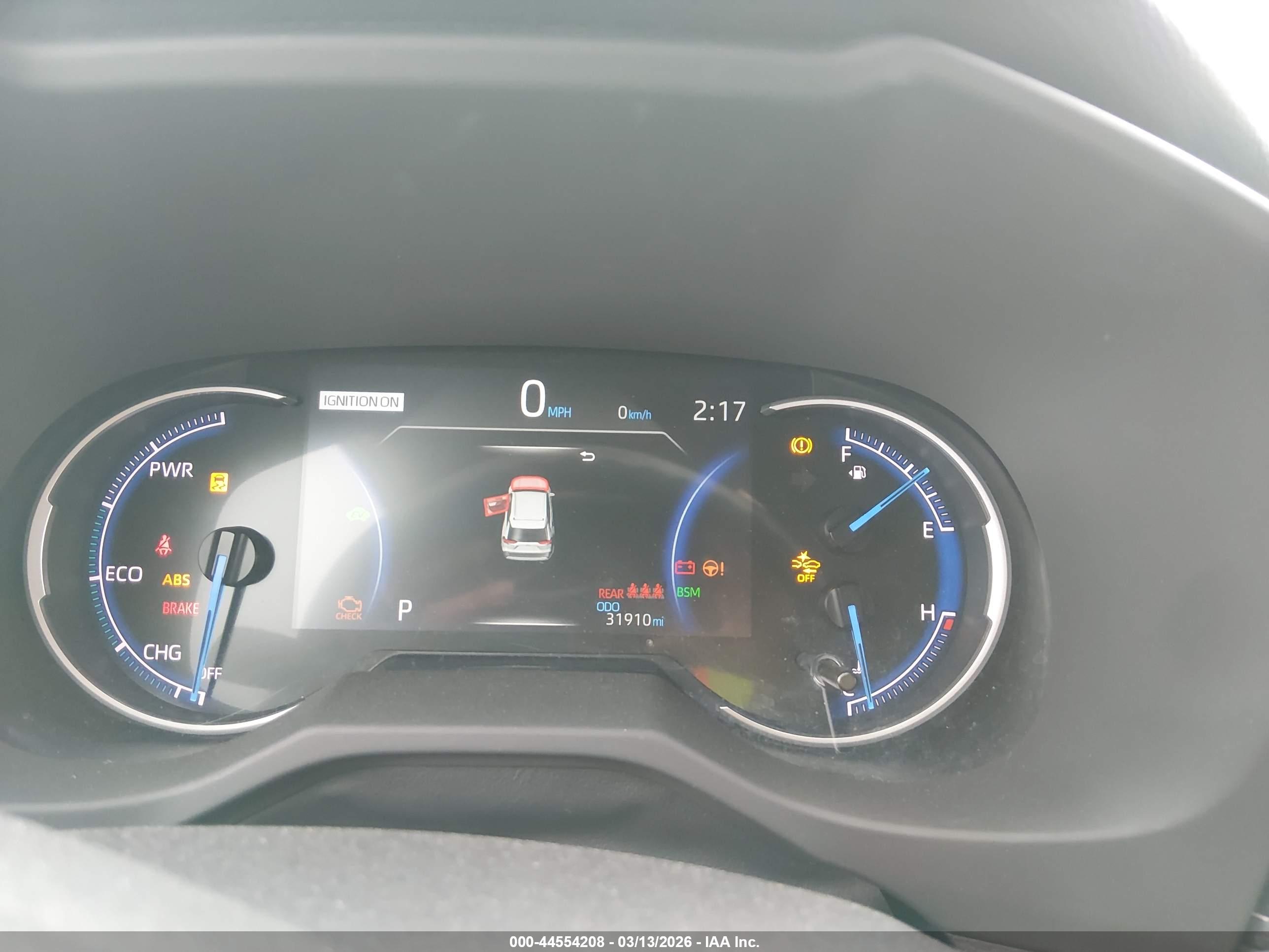 TOYOTA RAV4 image 7