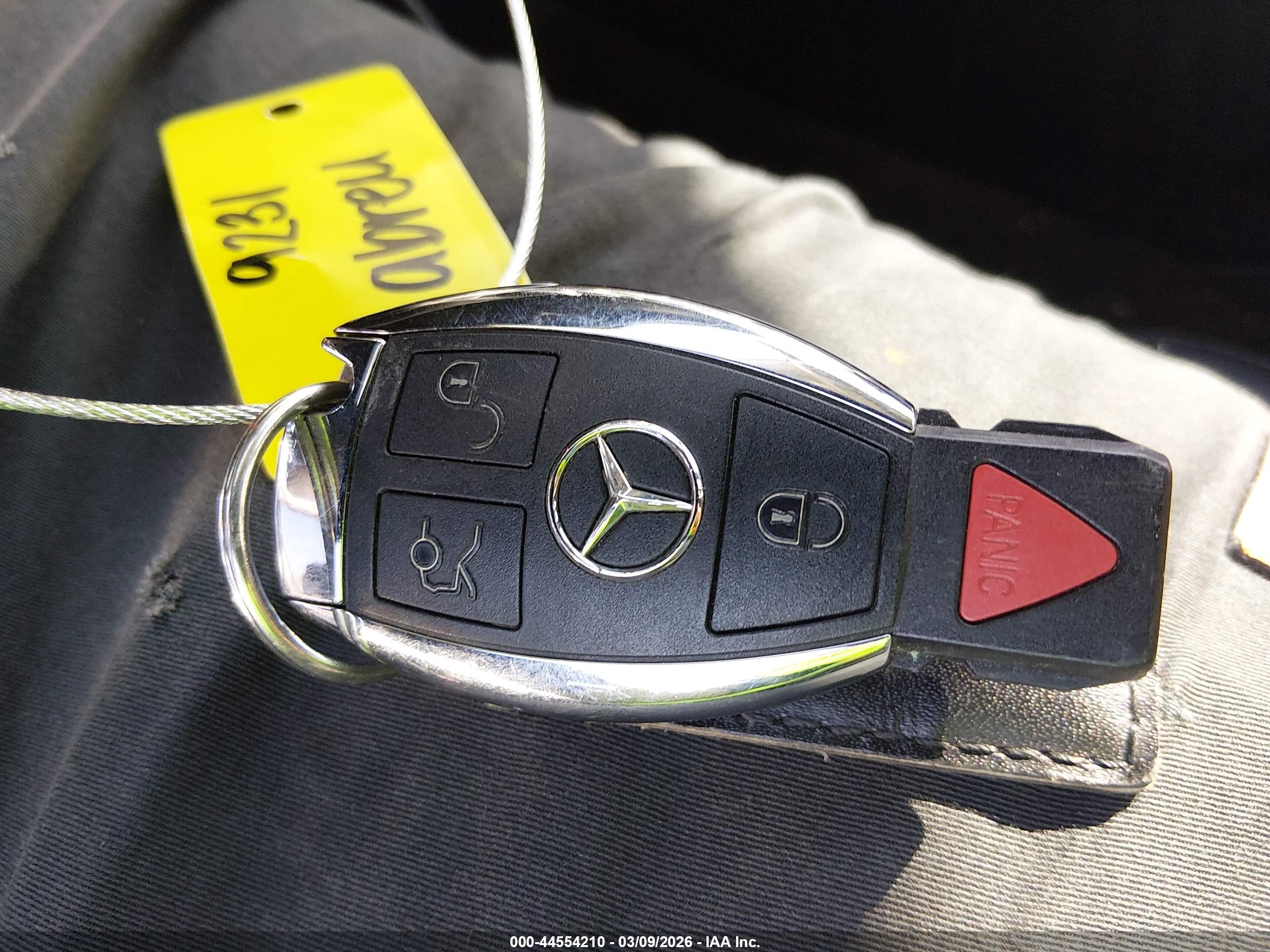 MERCEDES-BENZ C image 11