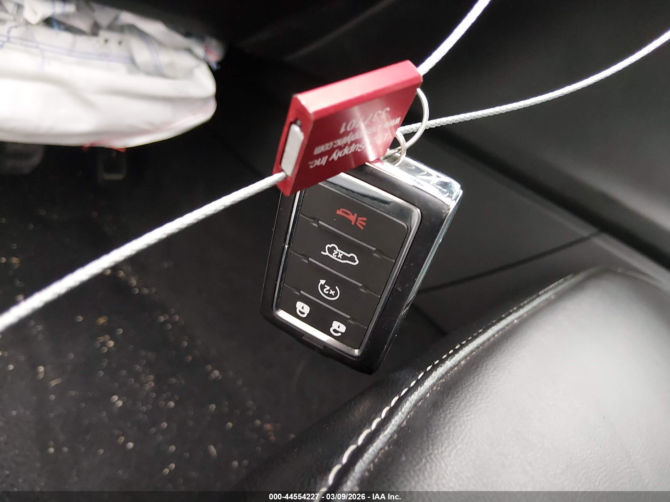 JEEP GRAND image 11