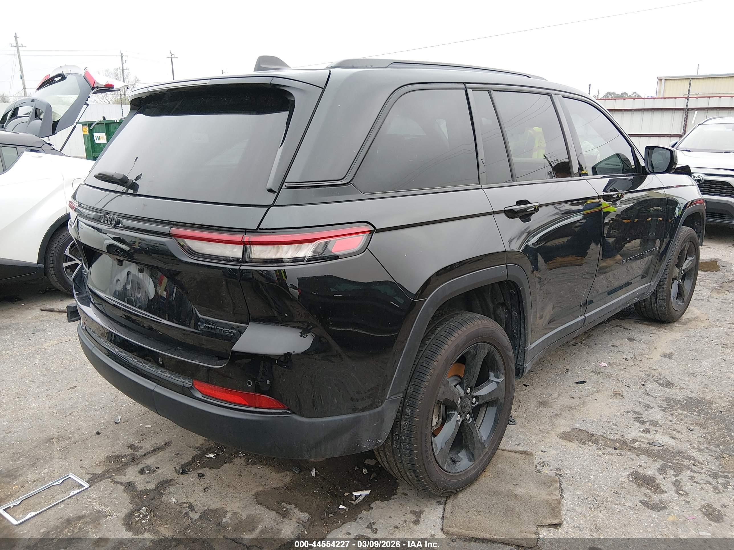 JEEP GRAND image 4