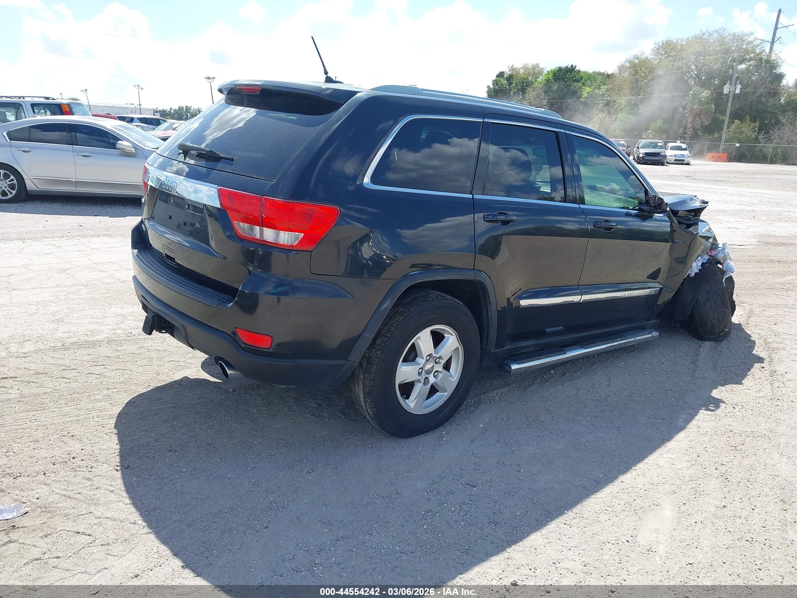 JEEP GRAND image 4