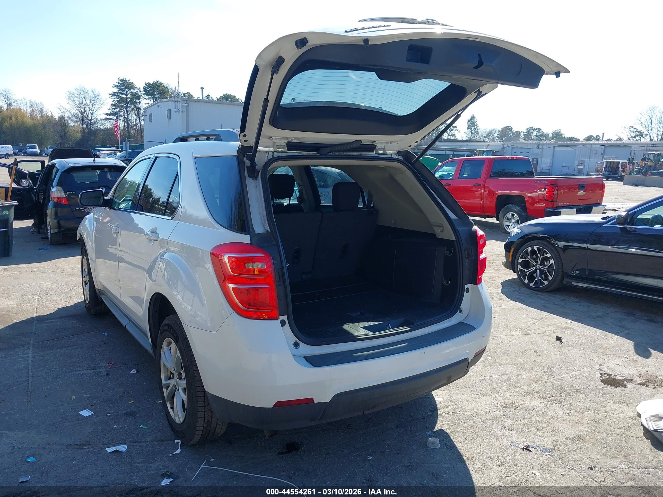 CHEVROLET EQUINOX image 3