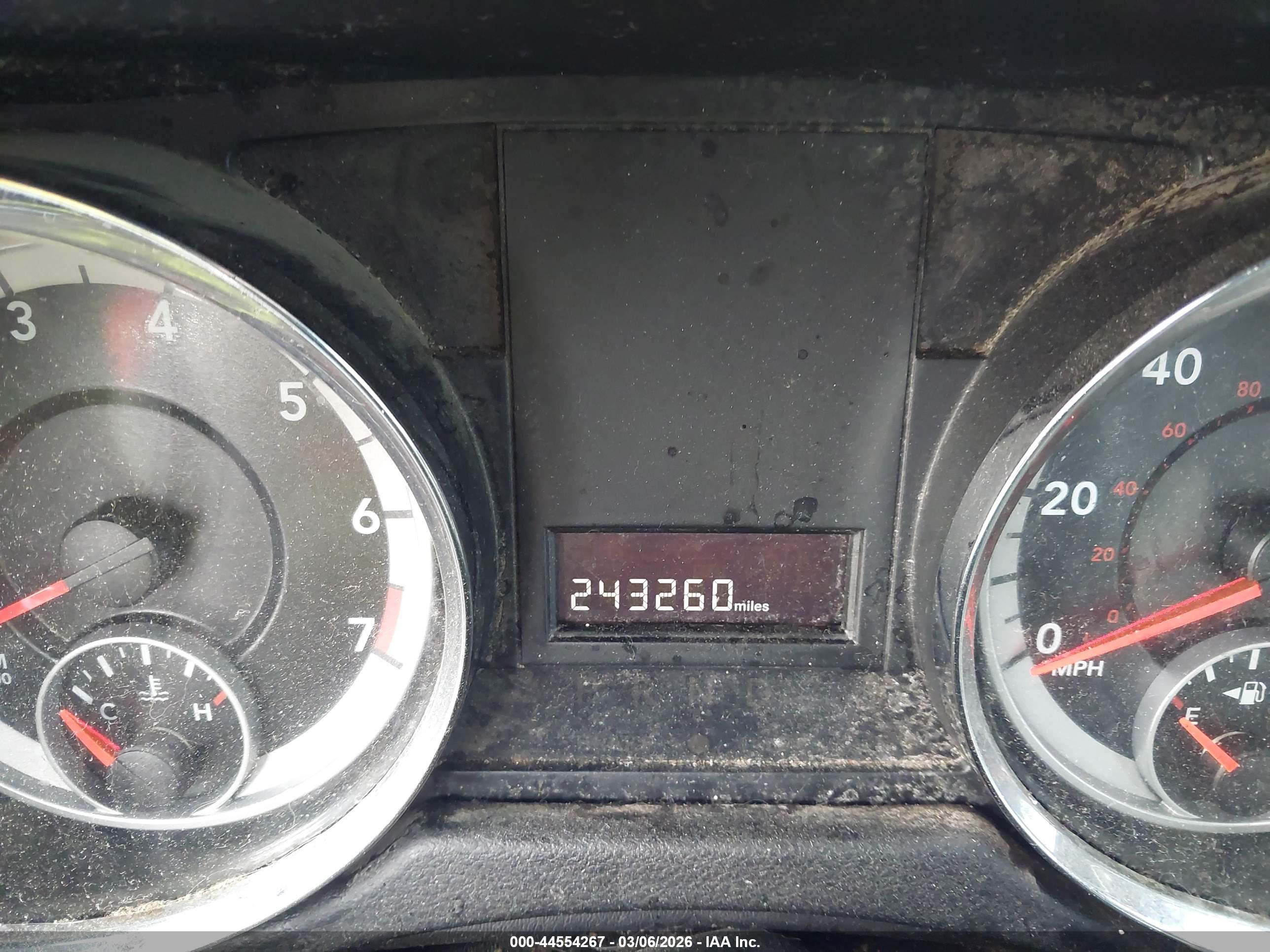 DODGE GRAND image 7