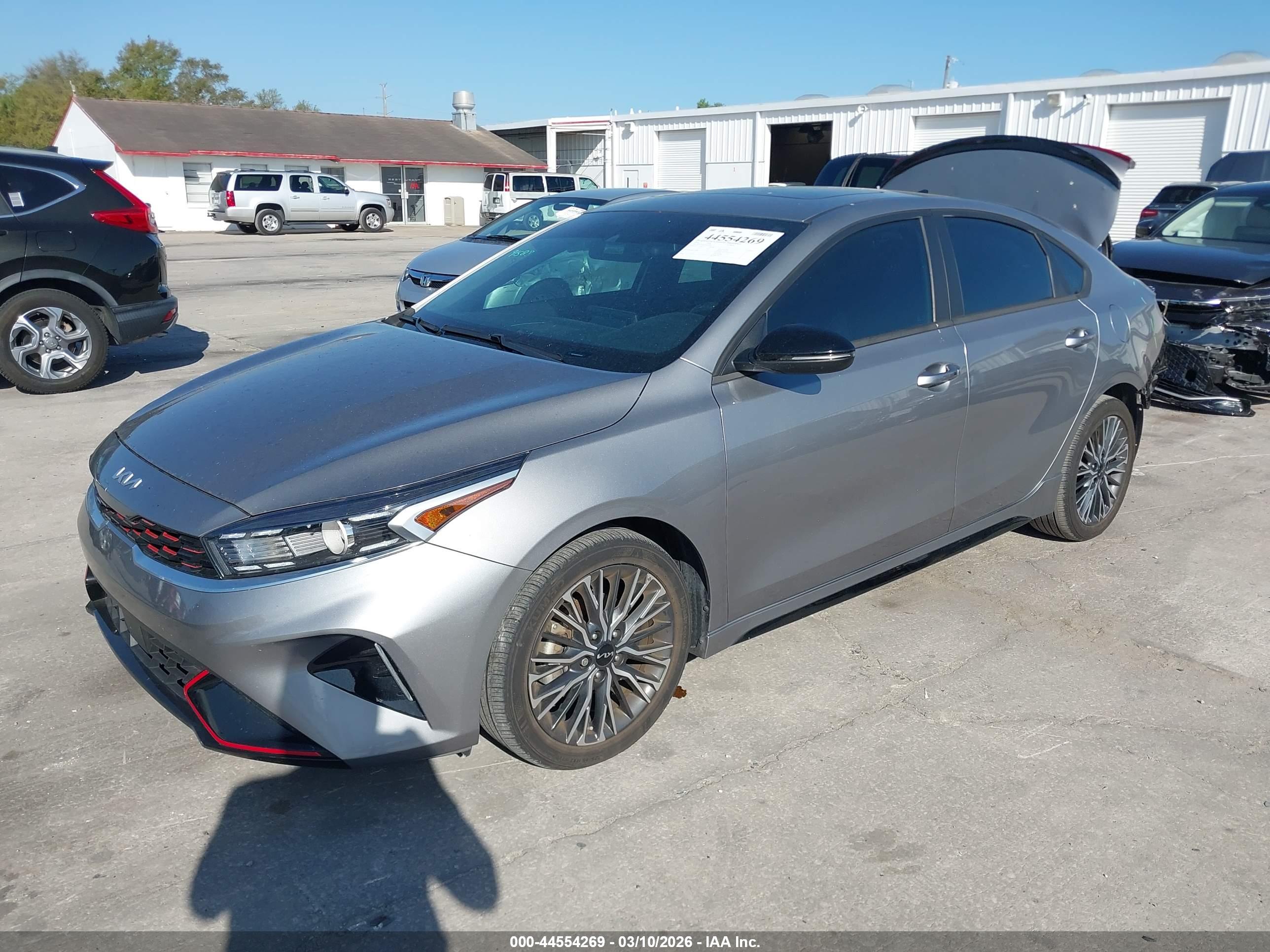 KIA FORTE image 2