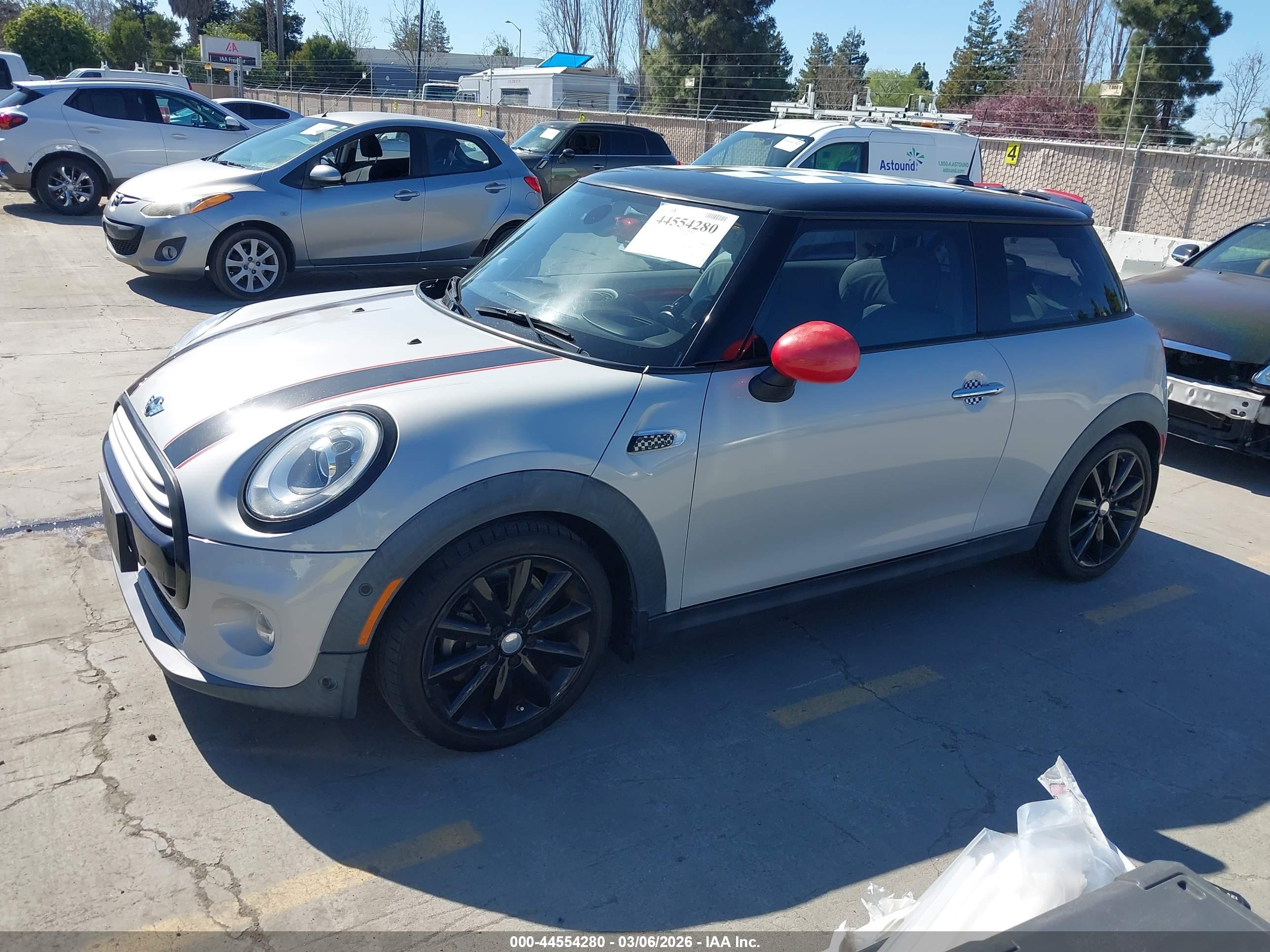 MINI HARDTOP image 2