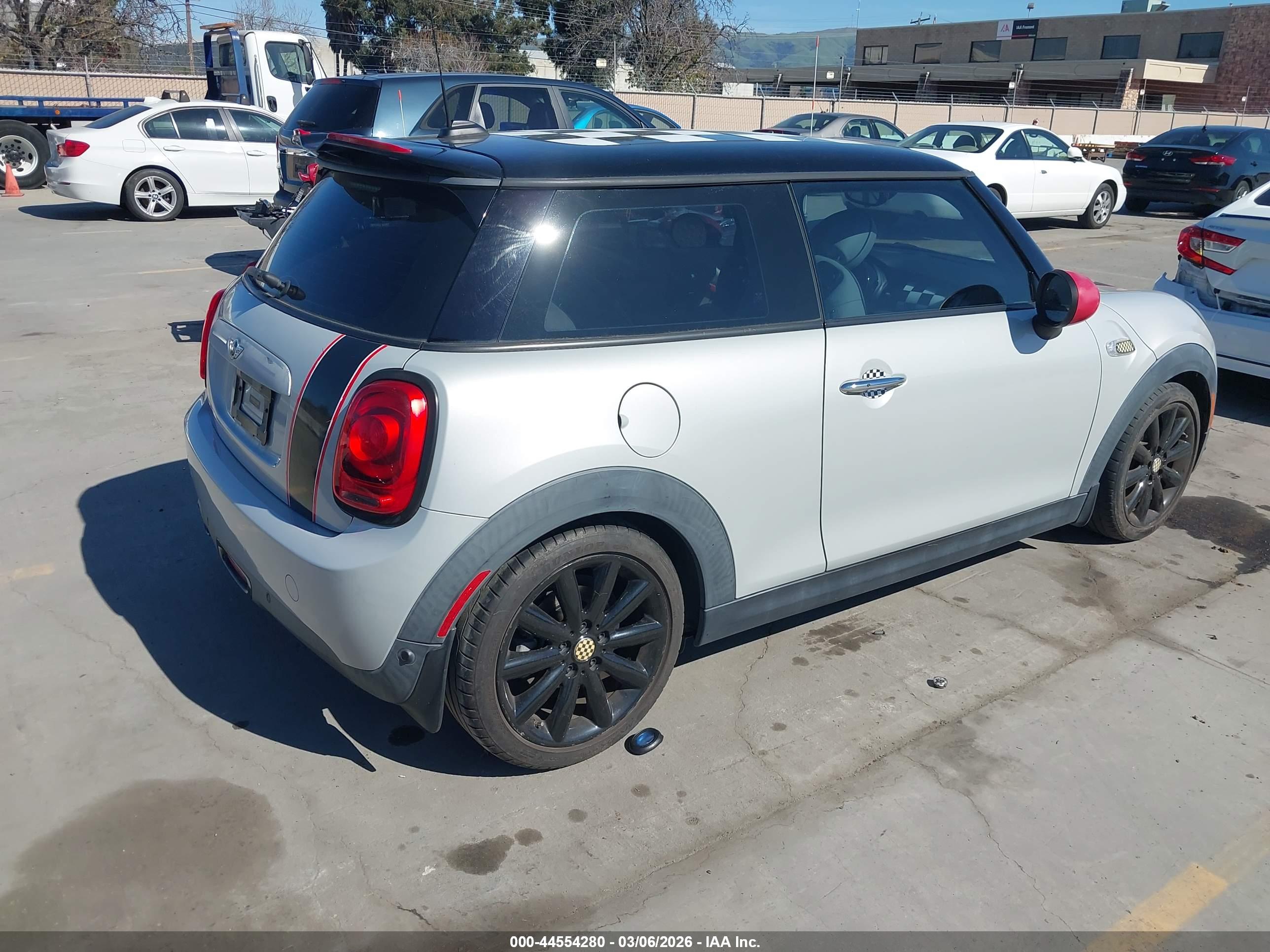MINI HARDTOP image 4