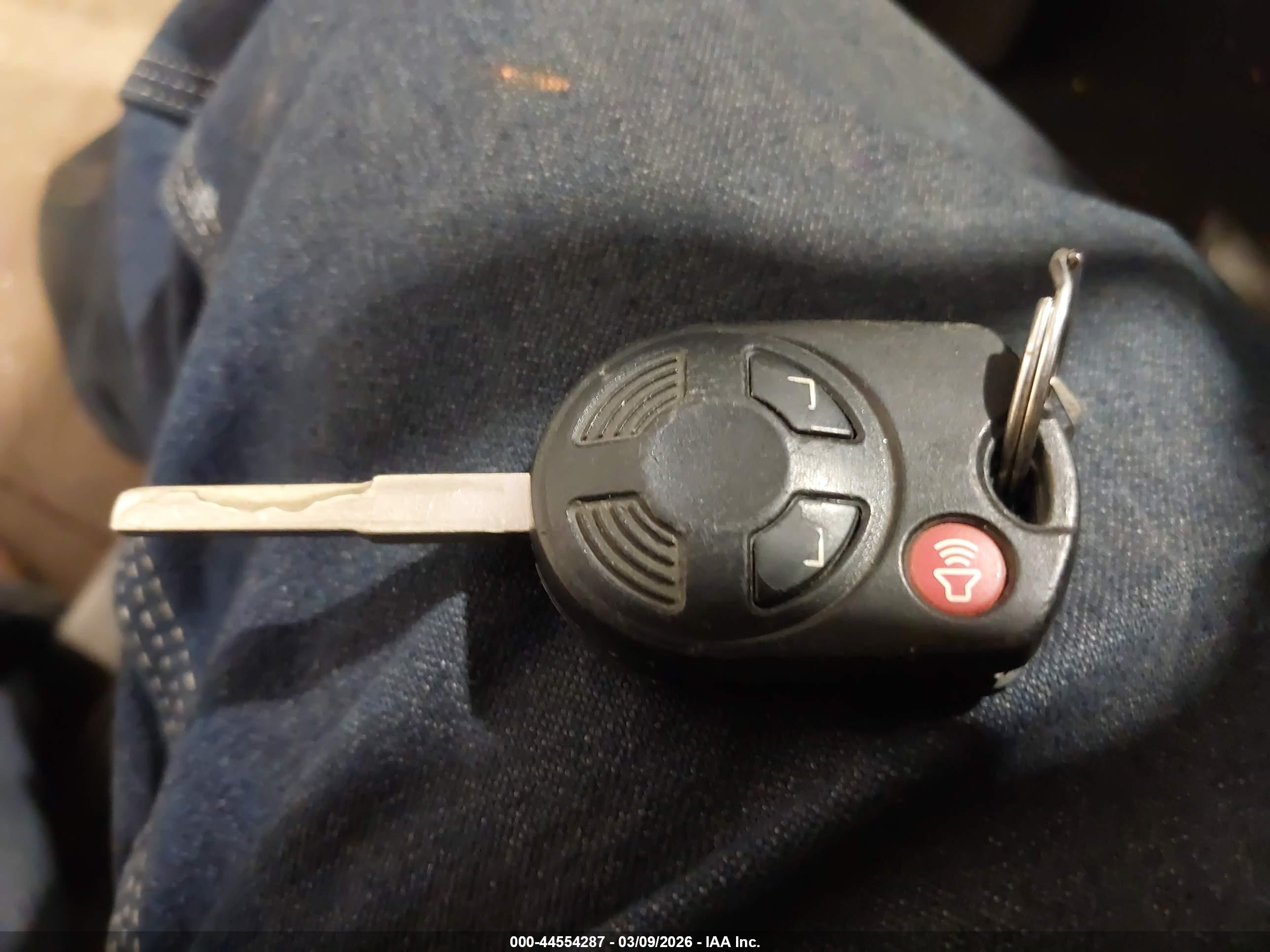 FORD ESCAPE image 11