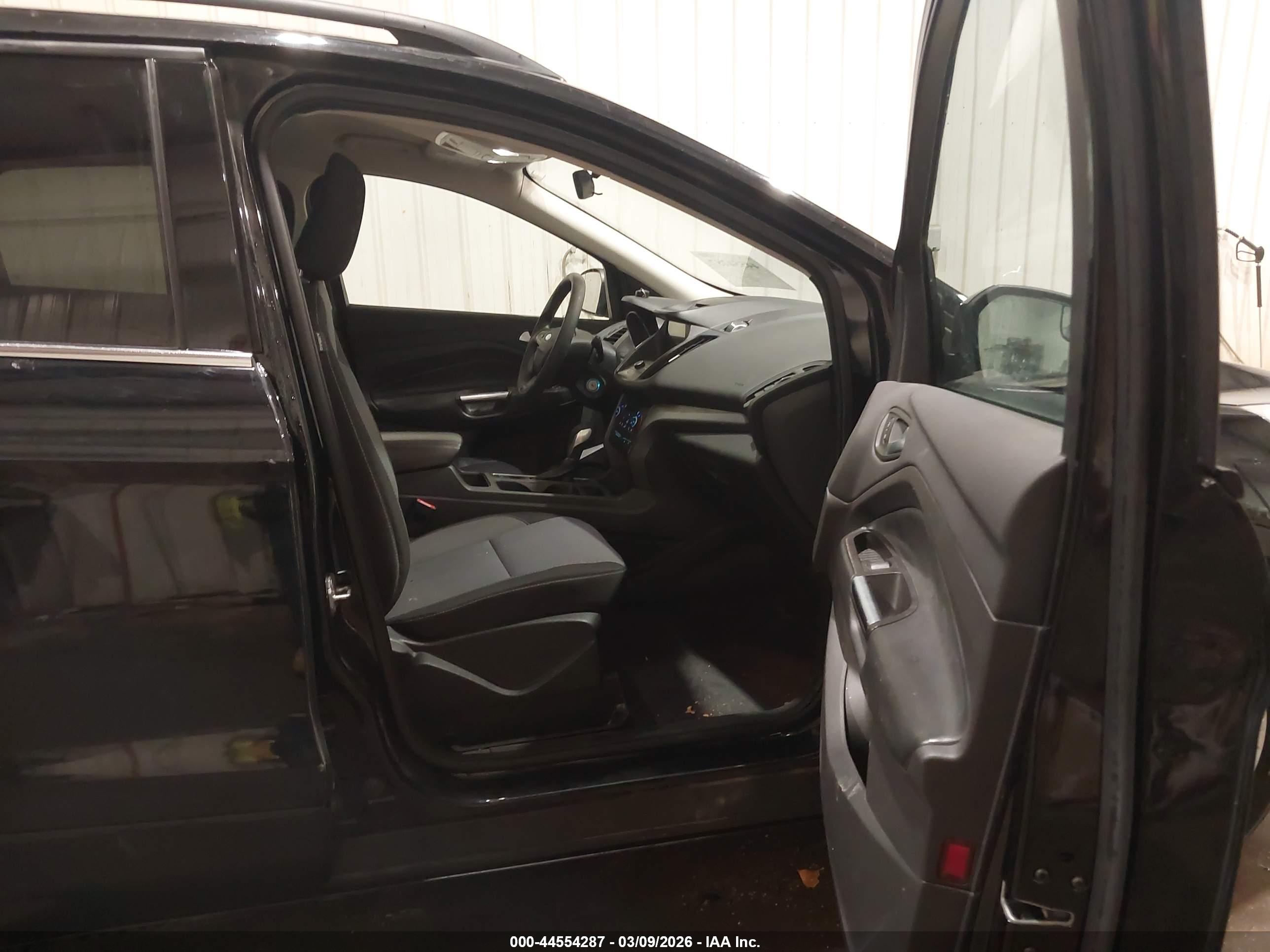 FORD ESCAPE image 5